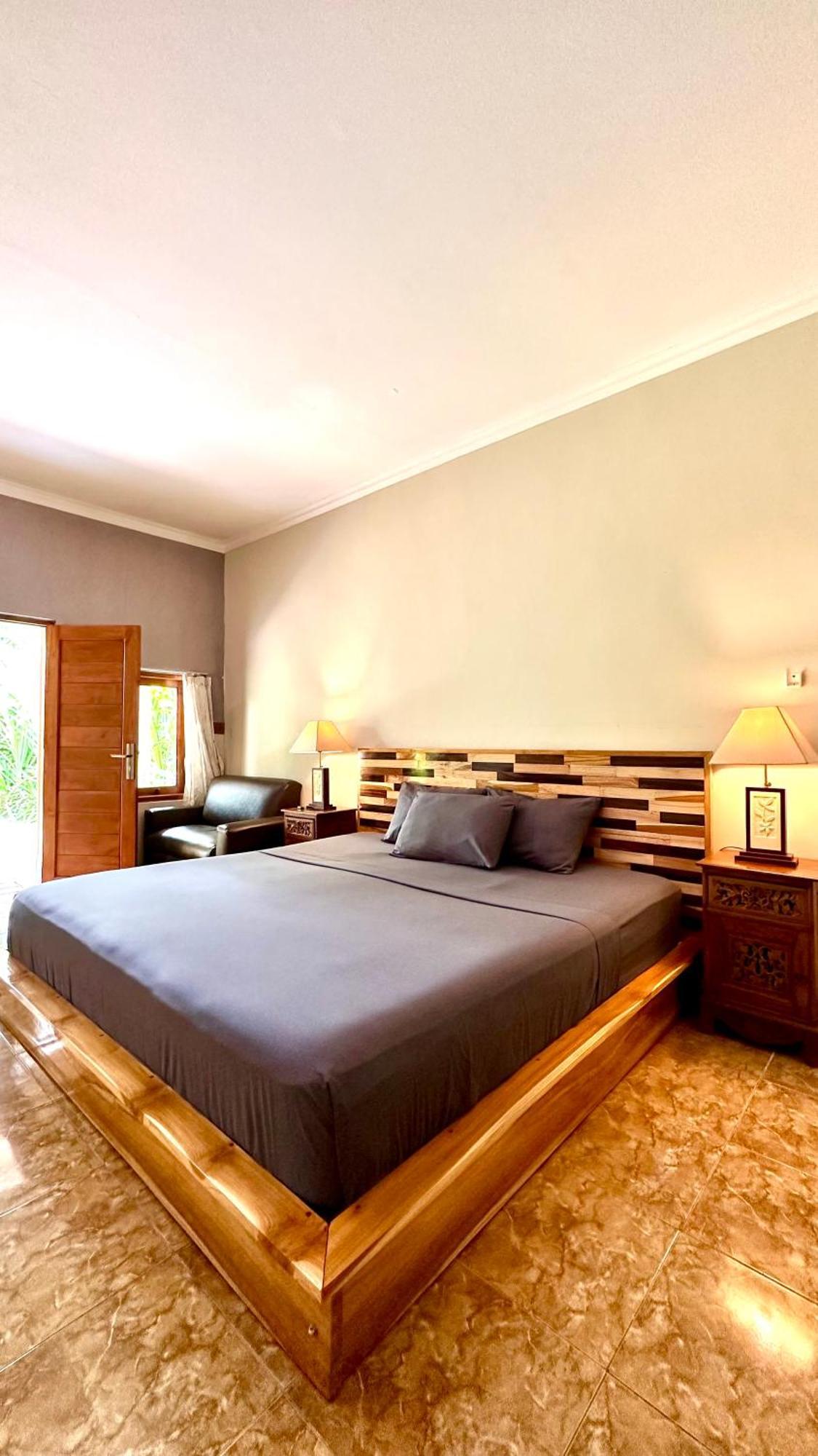 Hotel Puri Bali Lovina (Bali)