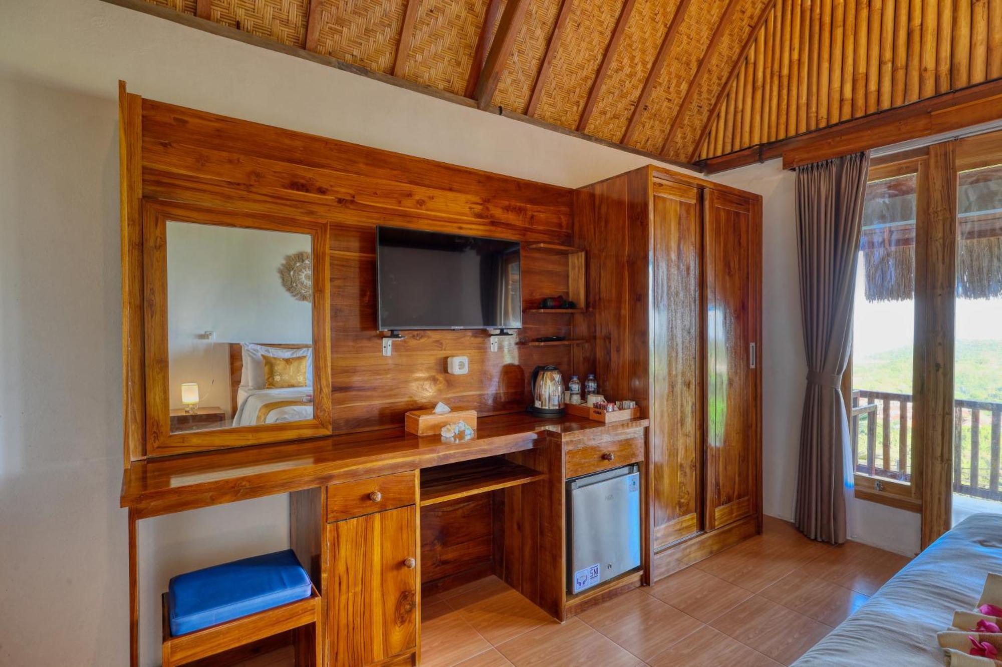 Guest house Sebuluh Sunset Hill 2*