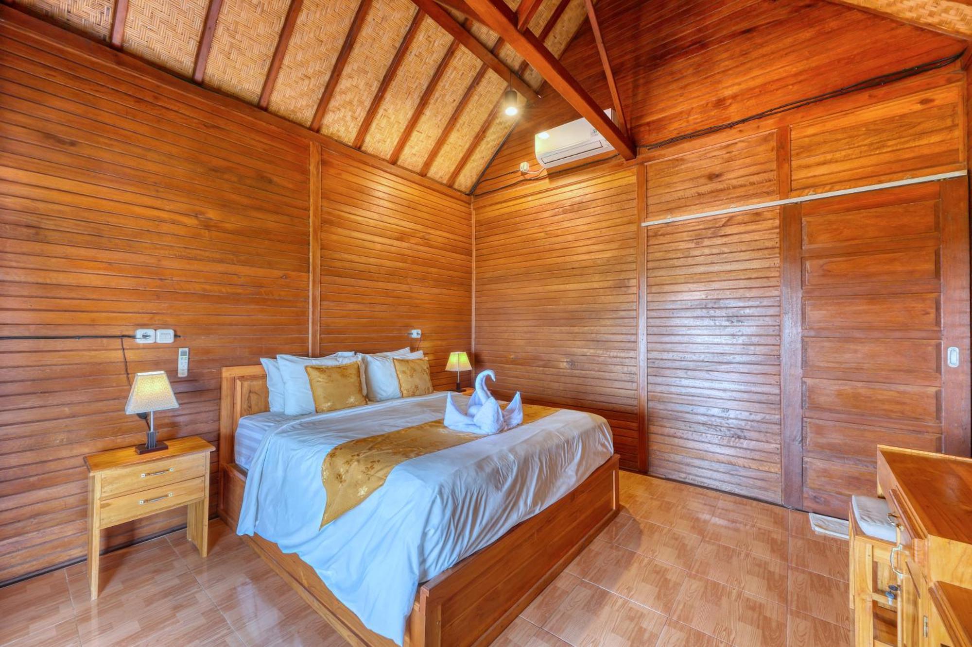 Sebuluh Sunset Hill Guest house 2*