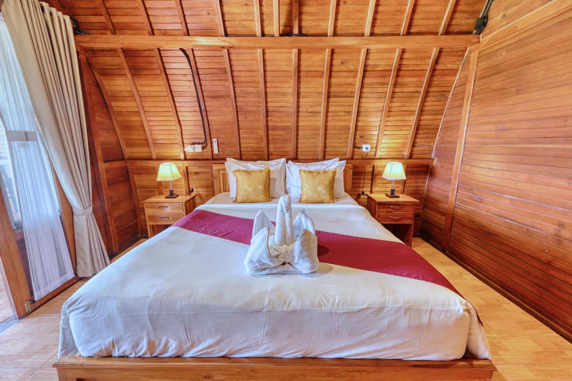 Guest house Sebuluh Sunset Hill 2*