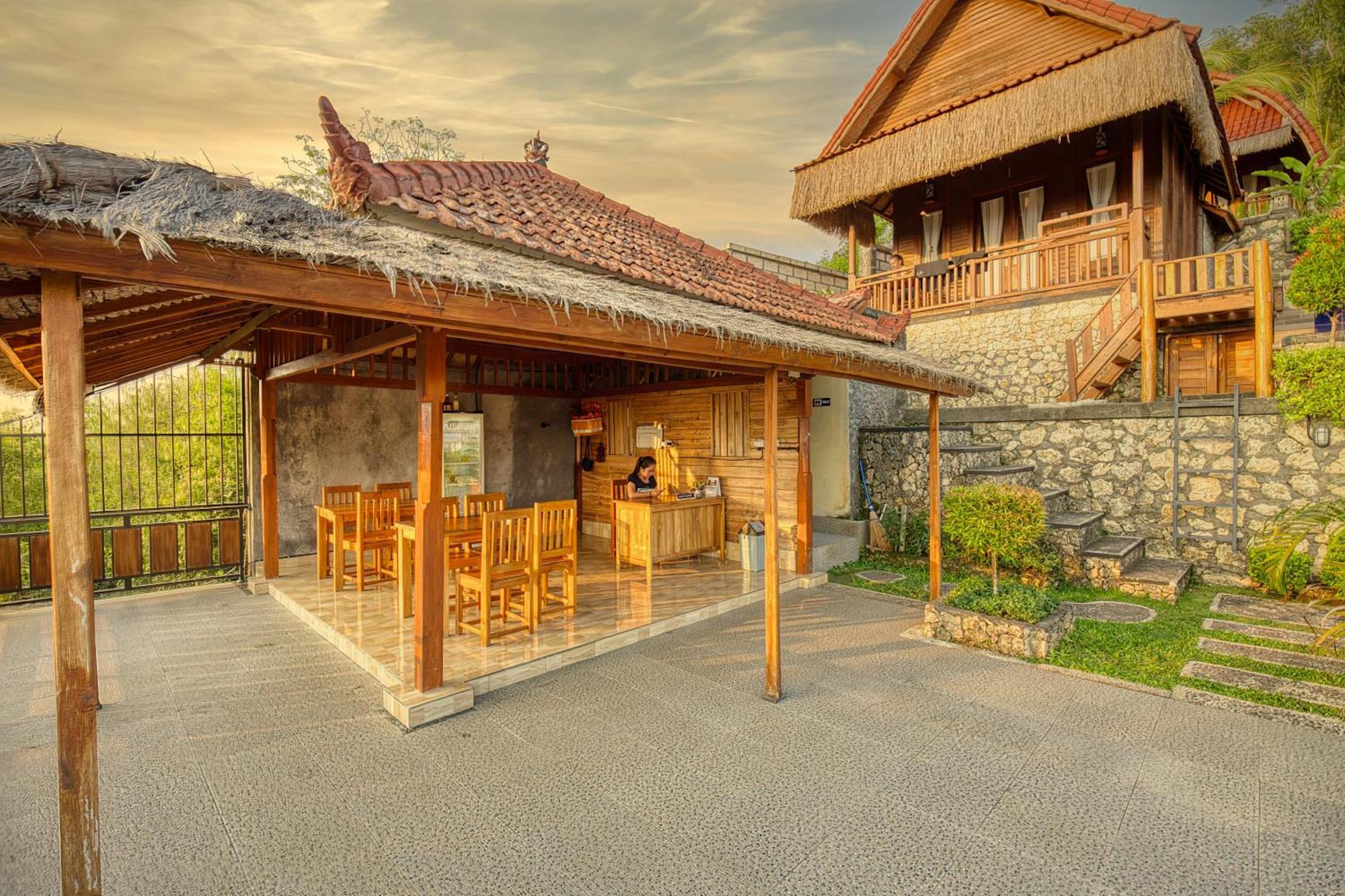 Guest house Sebuluh Sunset Hill Batumadeg