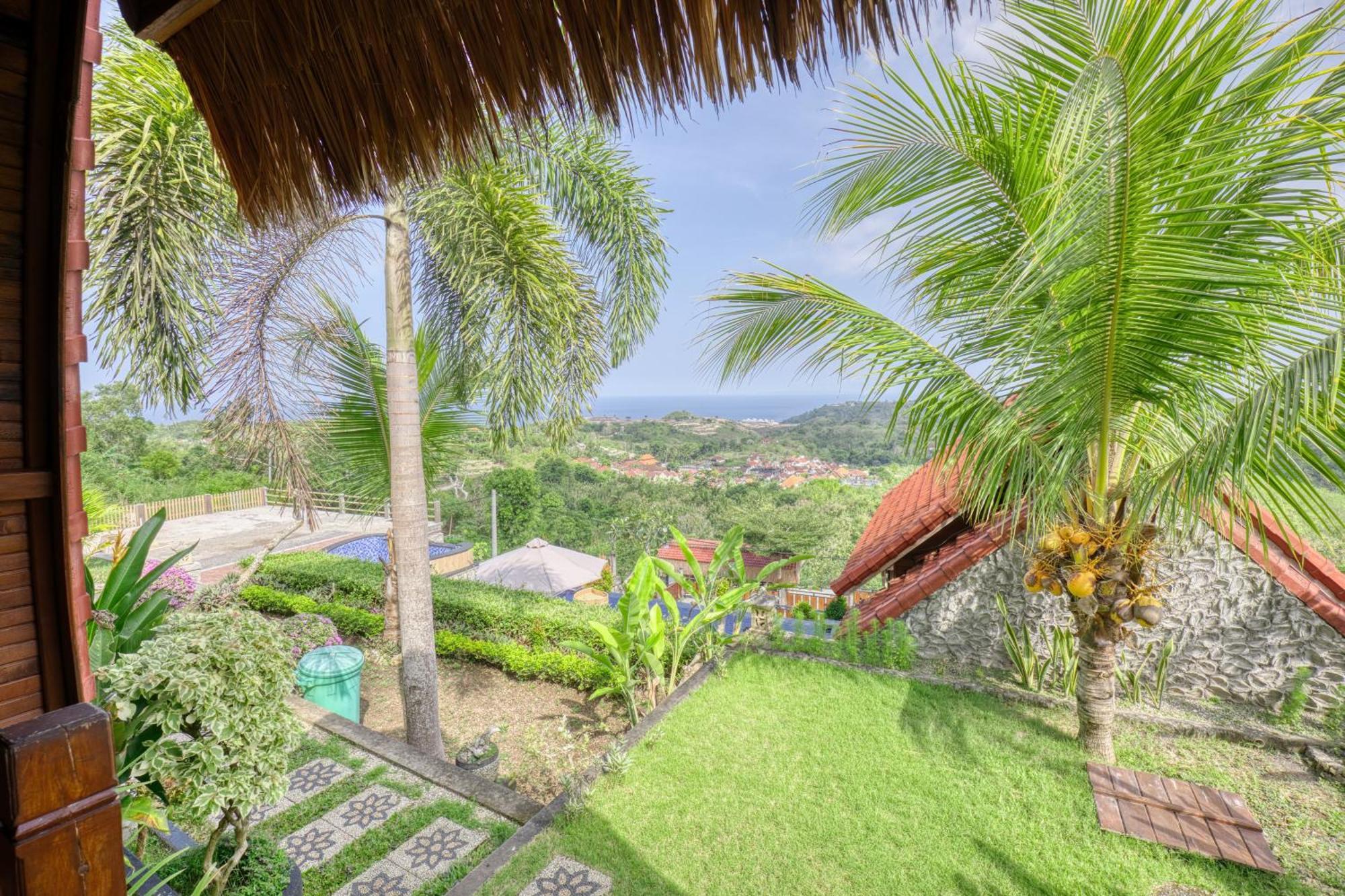 Sebuluh Sunset Hill 2*