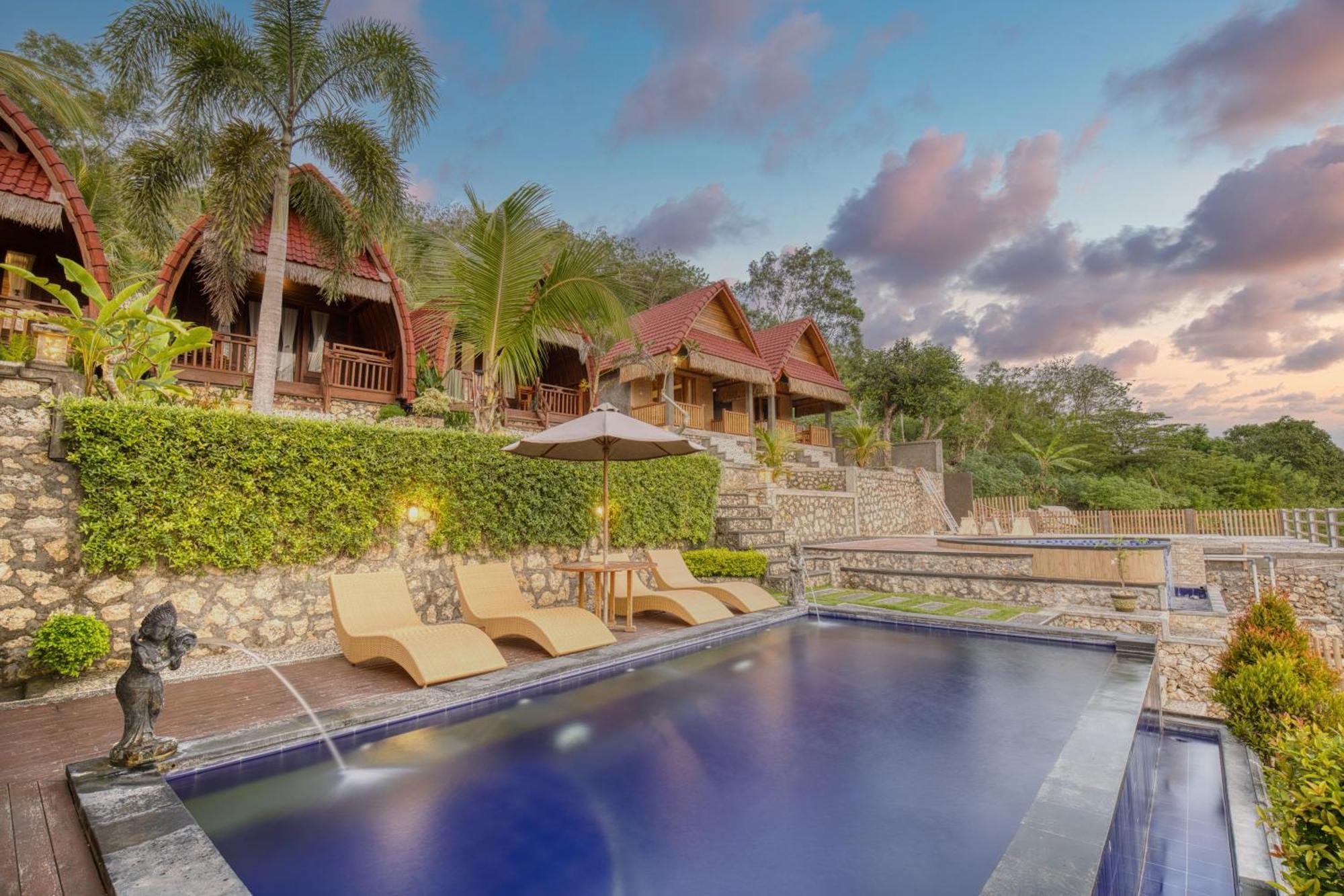 Sebuluh Sunset Hill Guest house 2*