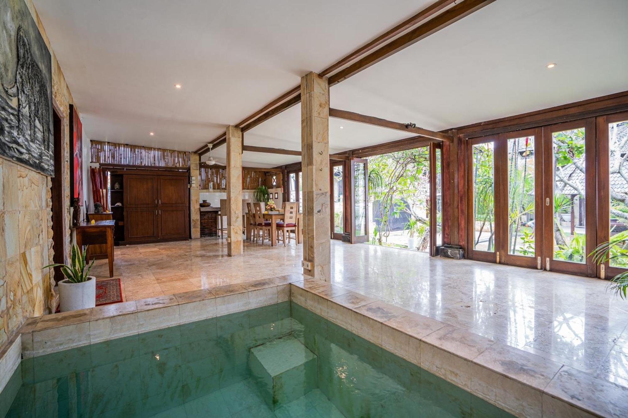 Nipper - Spacious 5br In Villa Canggu (Bali)