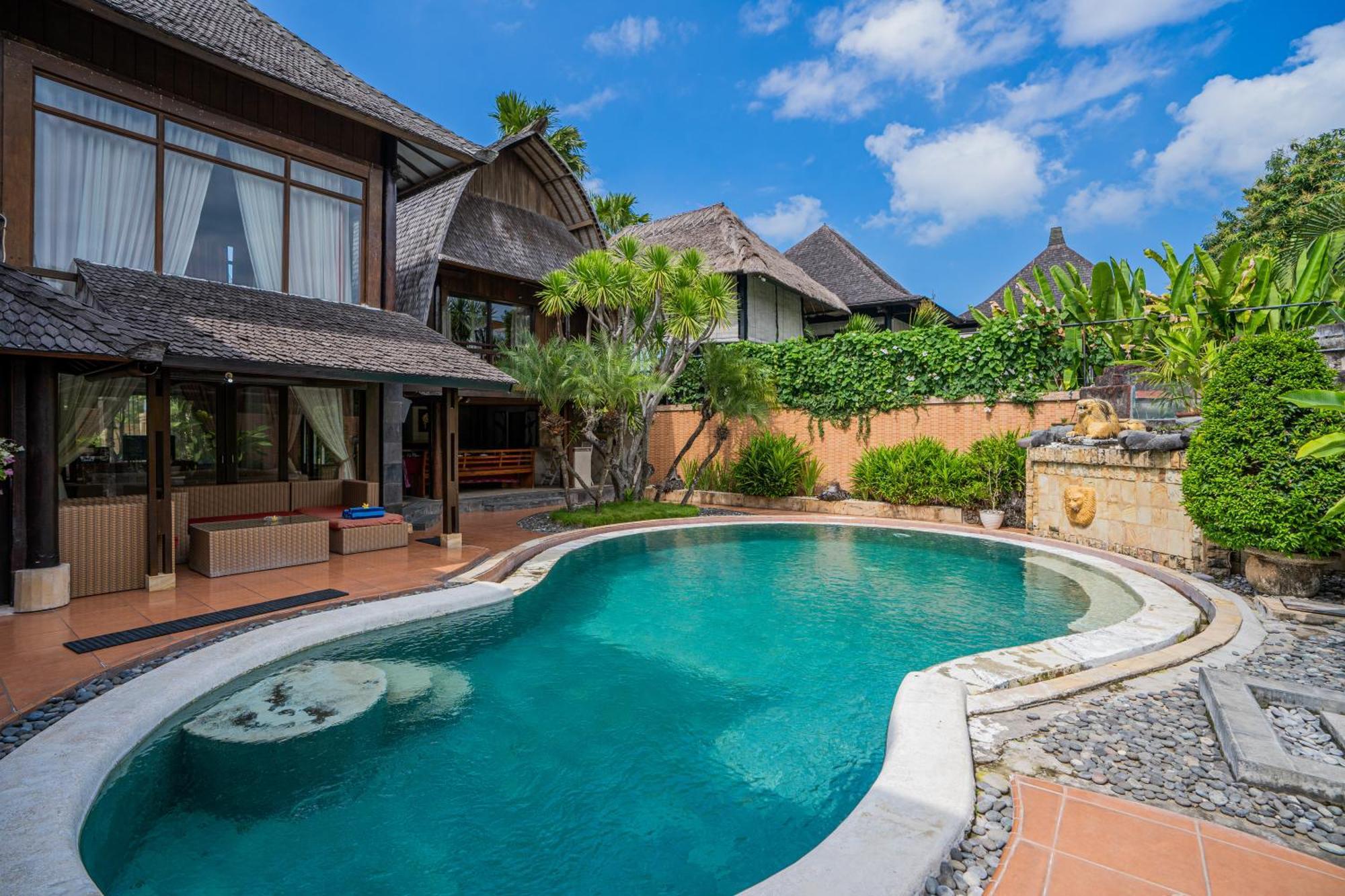 Nipper - Spacious 5br In