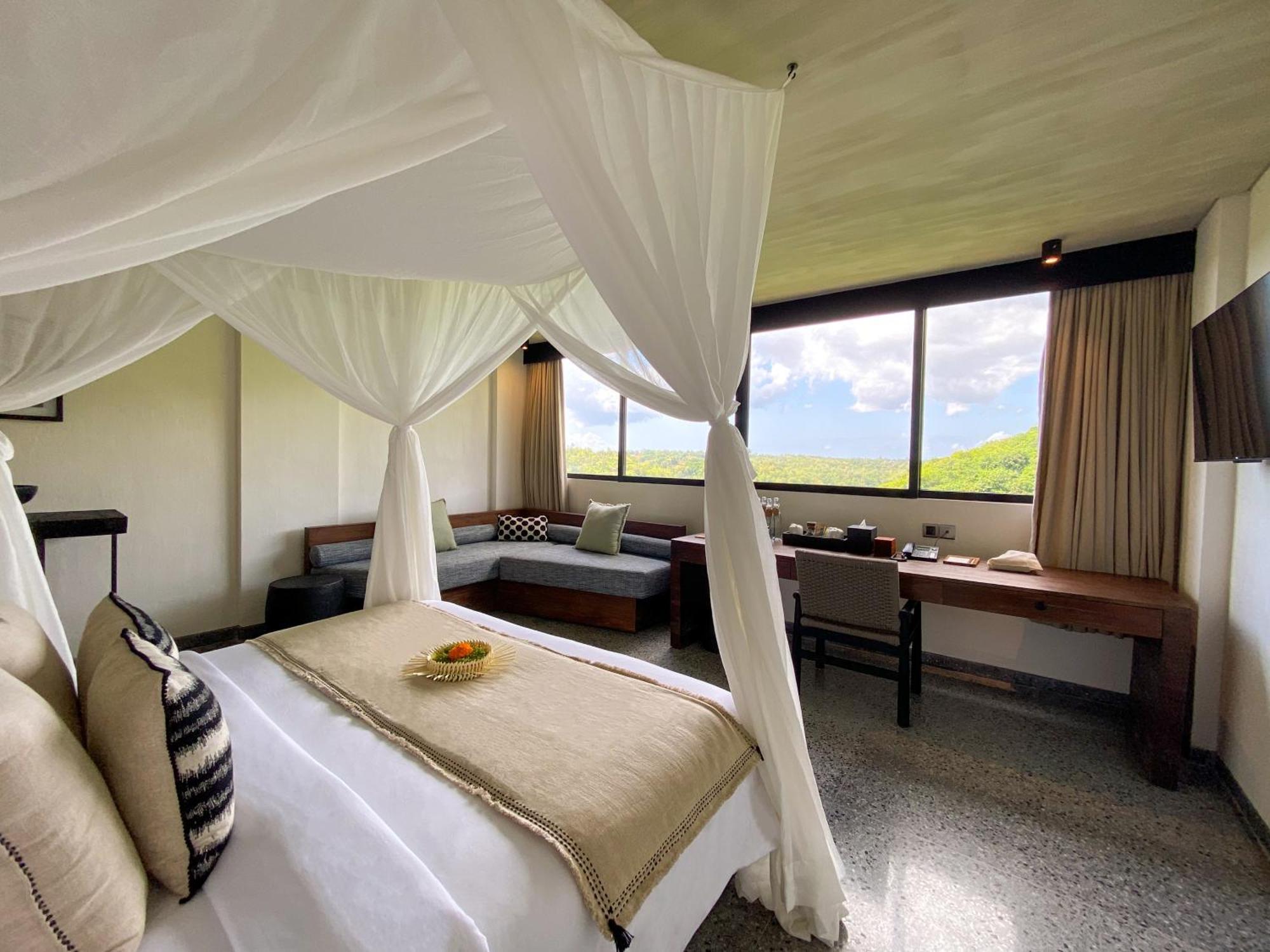 Maua Nusa Penida Bali Resort