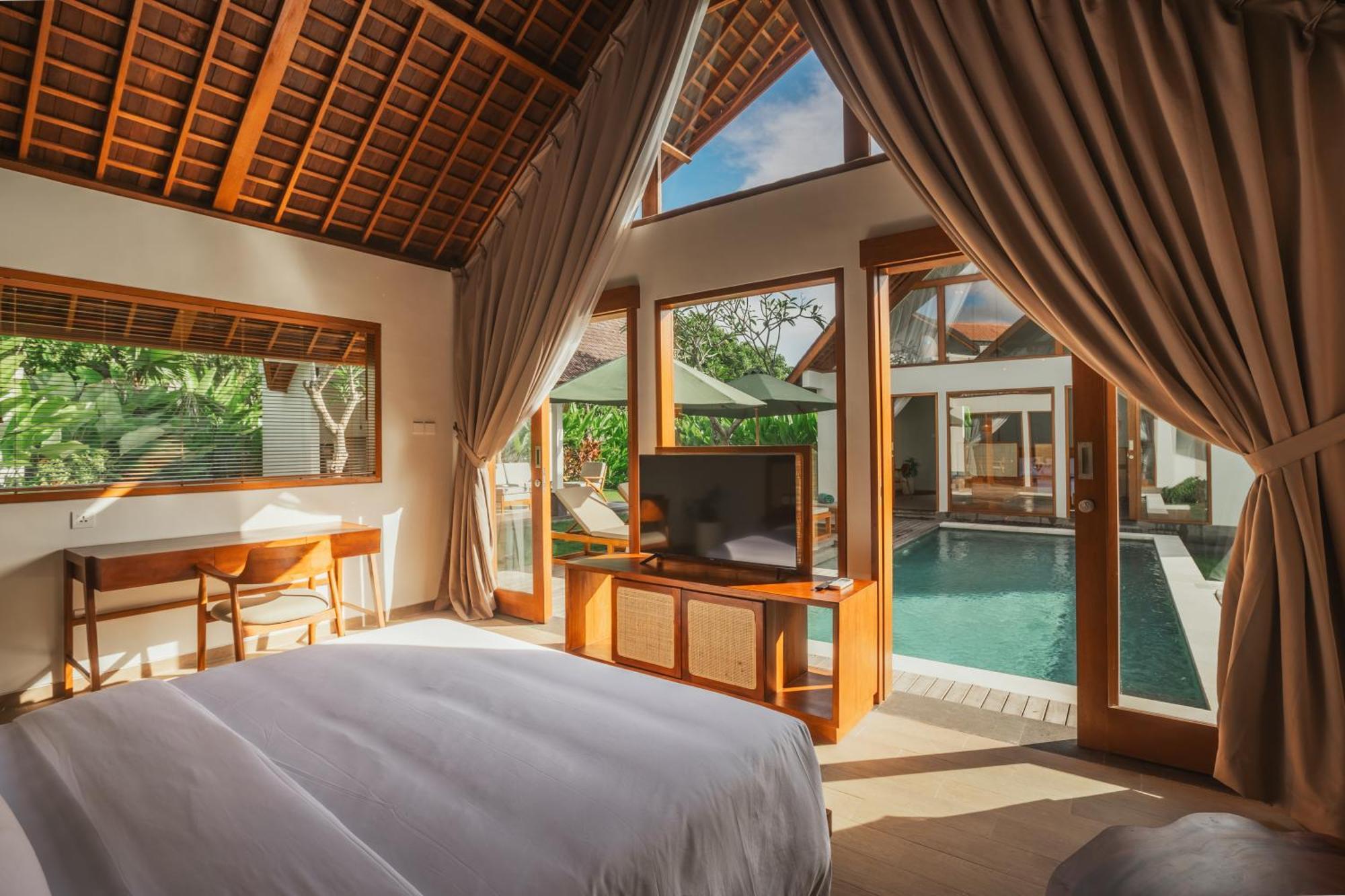 Arpana Luxury Private Pool *