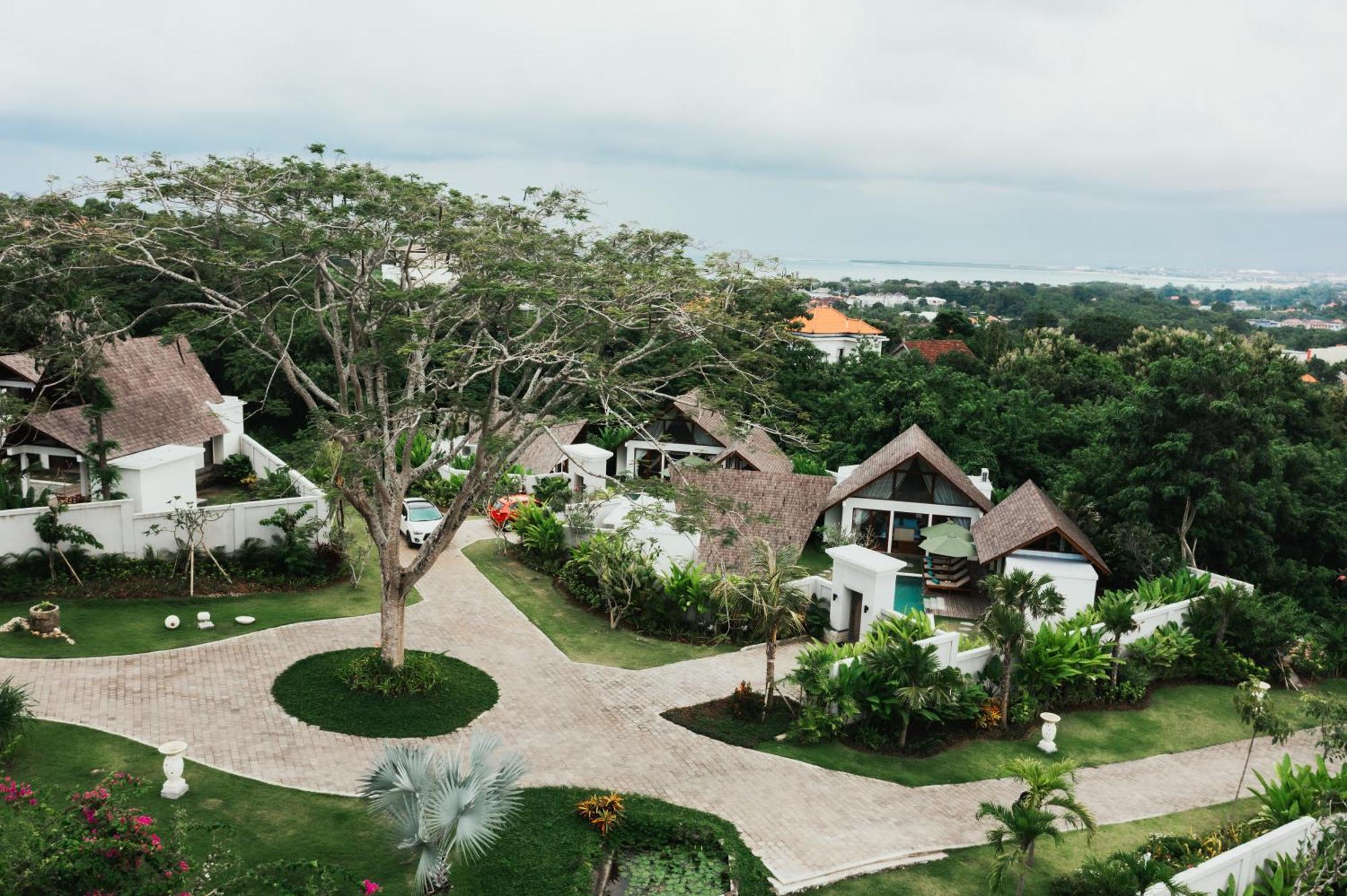 Arpana Luxury Private Pool Villa *