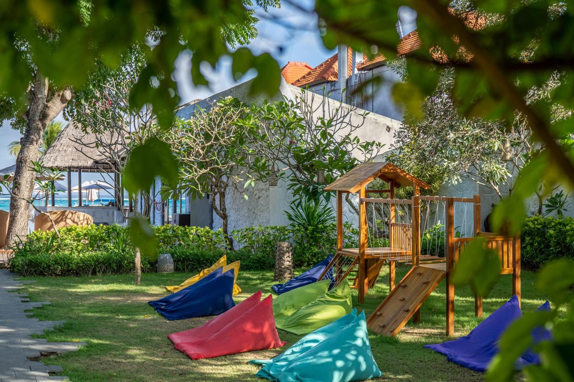 Club & Resort 5*