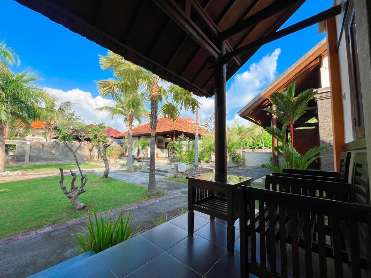 Prabhu Hotel Lovina (Bali)