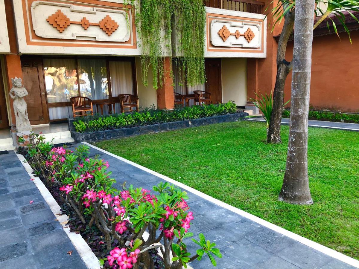 Inna Sindhu & Hotel 3*