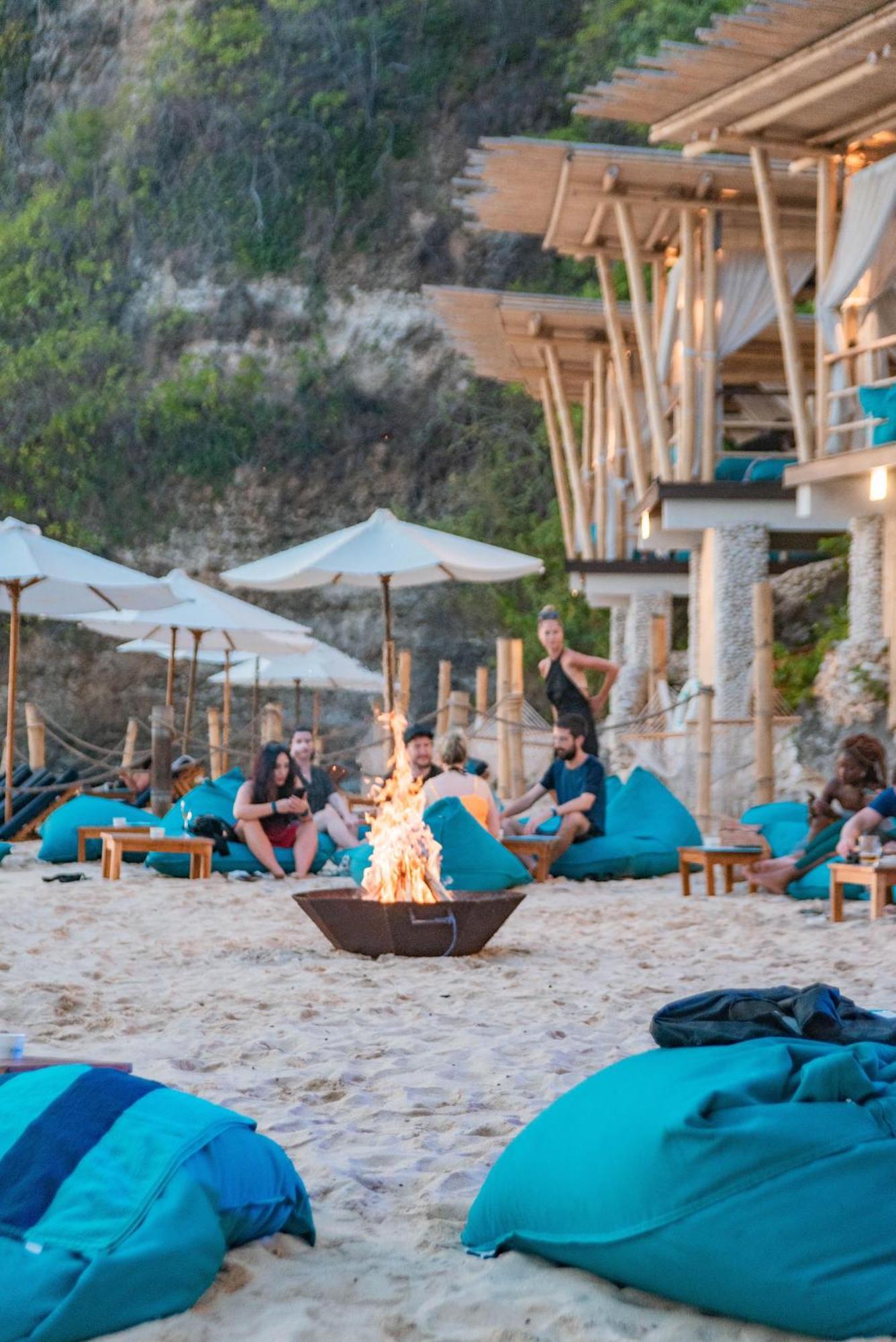The Ungasan Clifftop Resort 5*