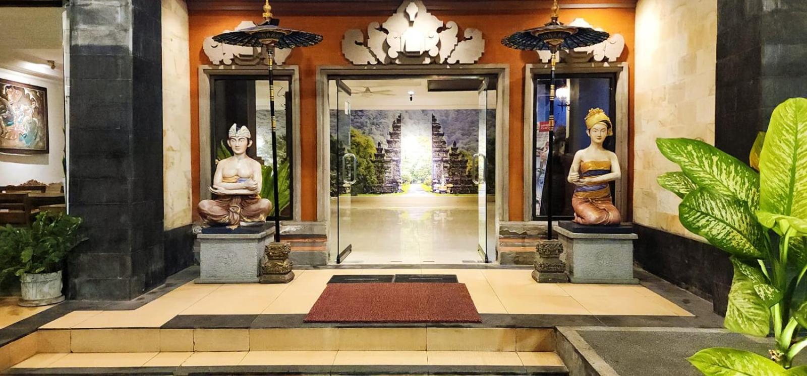 Stana Puri Gopa Sanur (Bali)