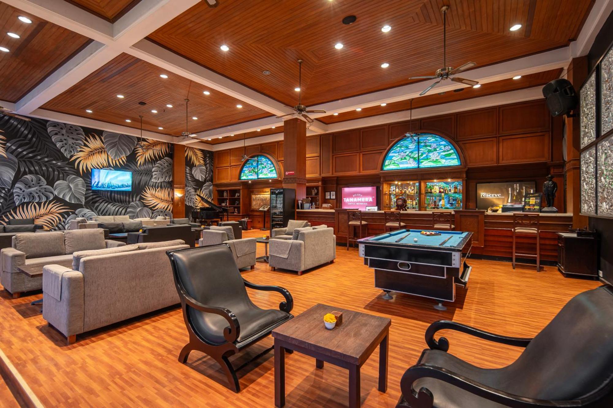 Prime Plaza – Bali