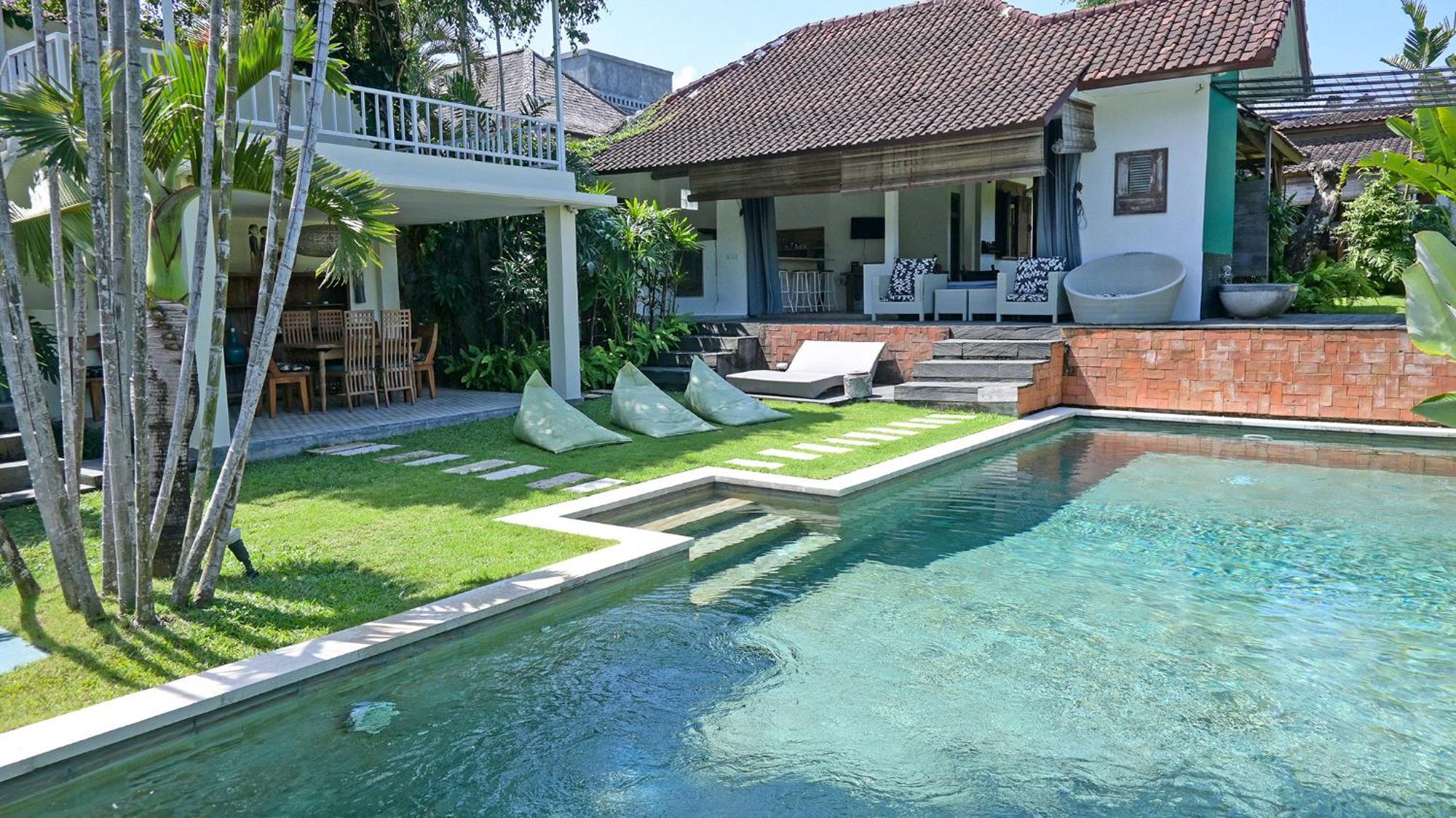 Villa Bumi - Playful & Quirky 3br Near Seminyak, A Unique Getaway Kerobokan (Bali)