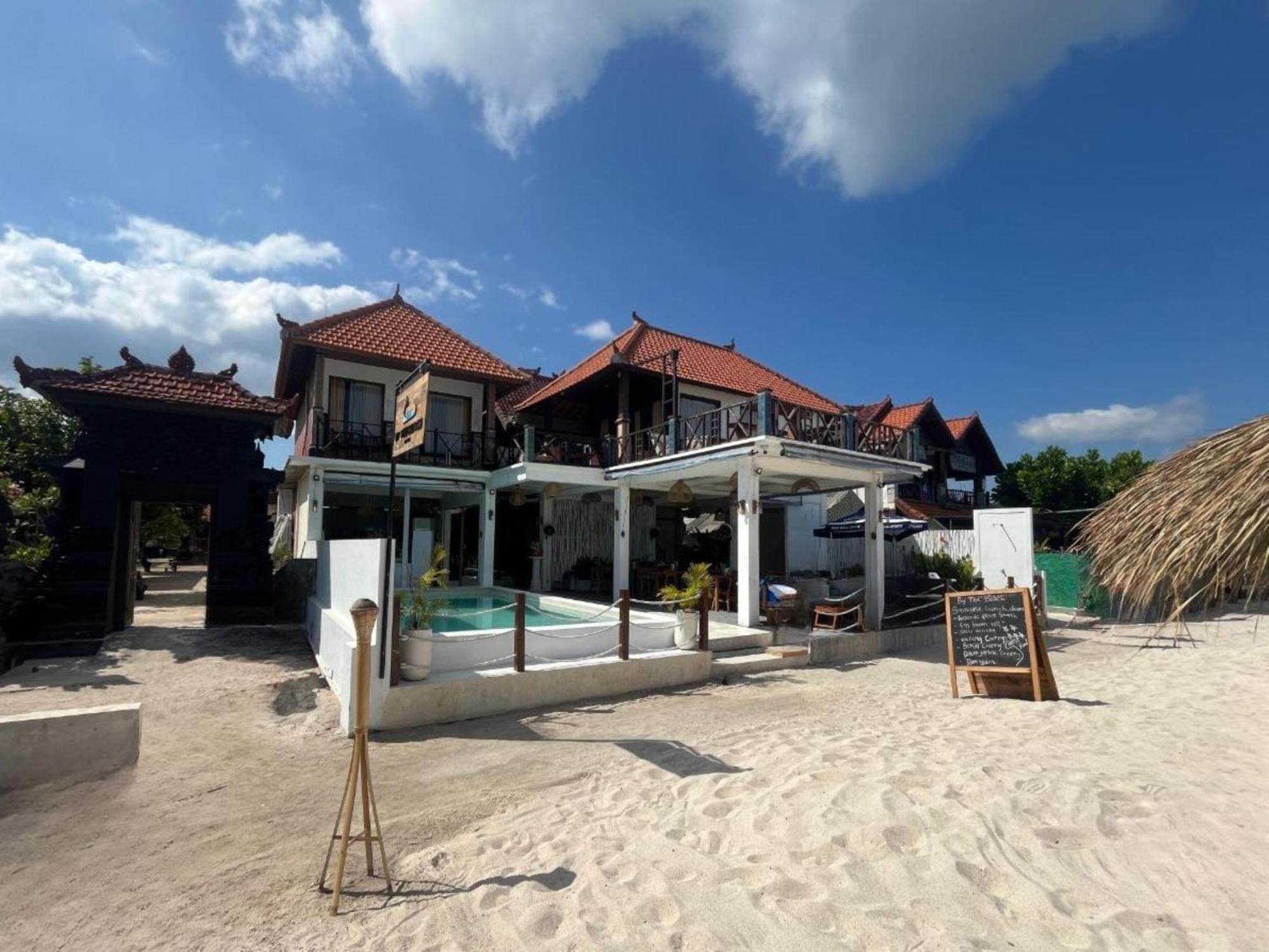 Guest house The Huts