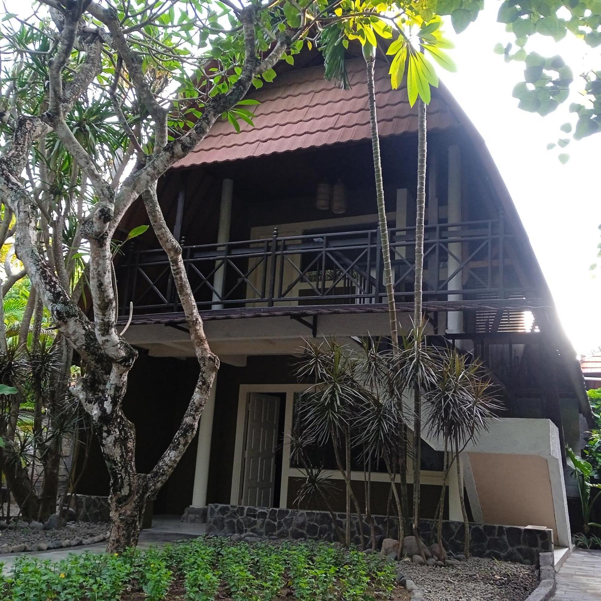 Peneeda View Sanur (Bali)