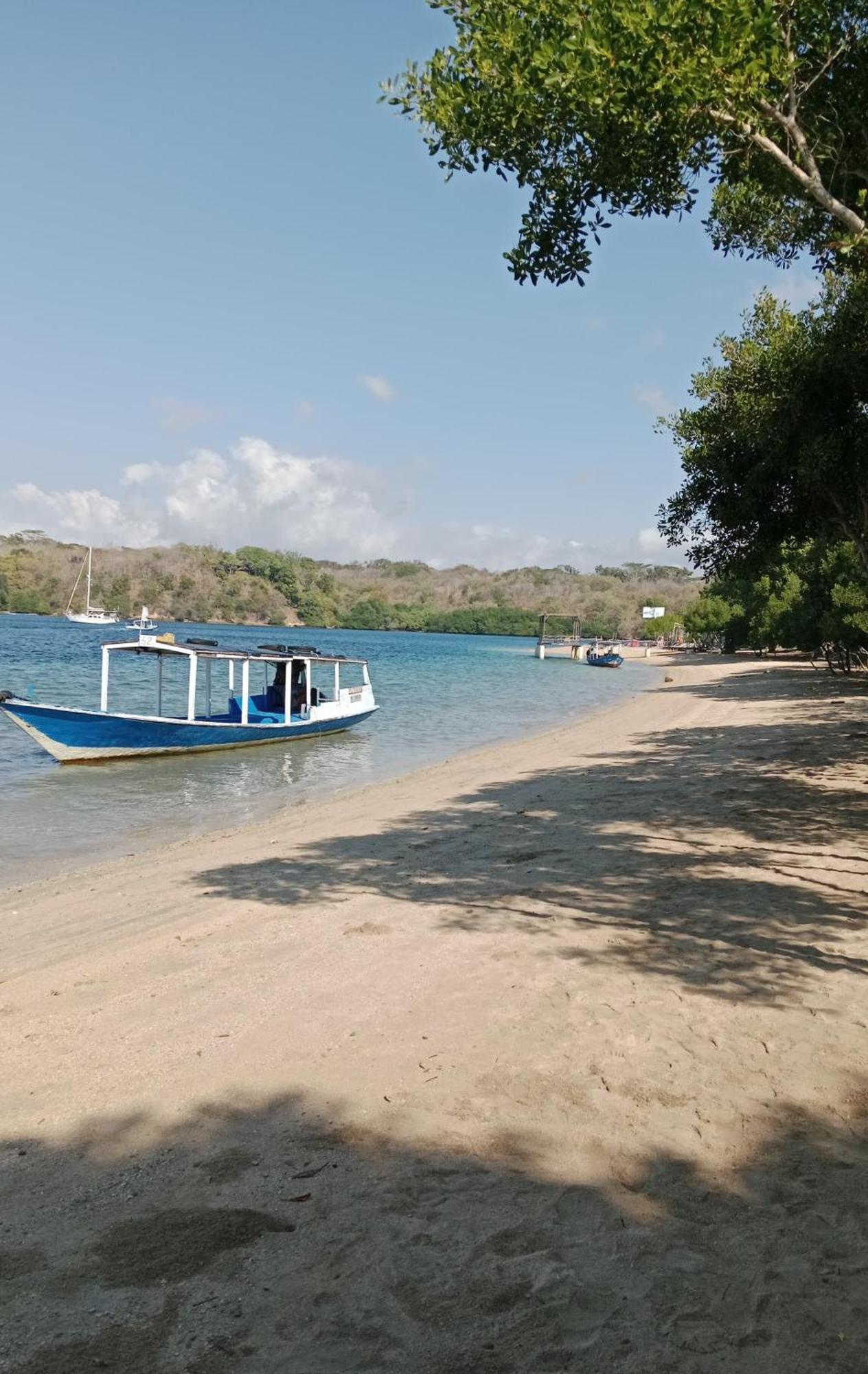 Resort Naya Gawana & 4*