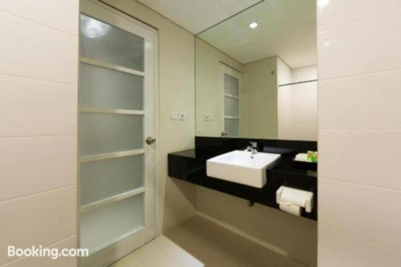 The Rinaya By Ecommerceloka Hotel 3*