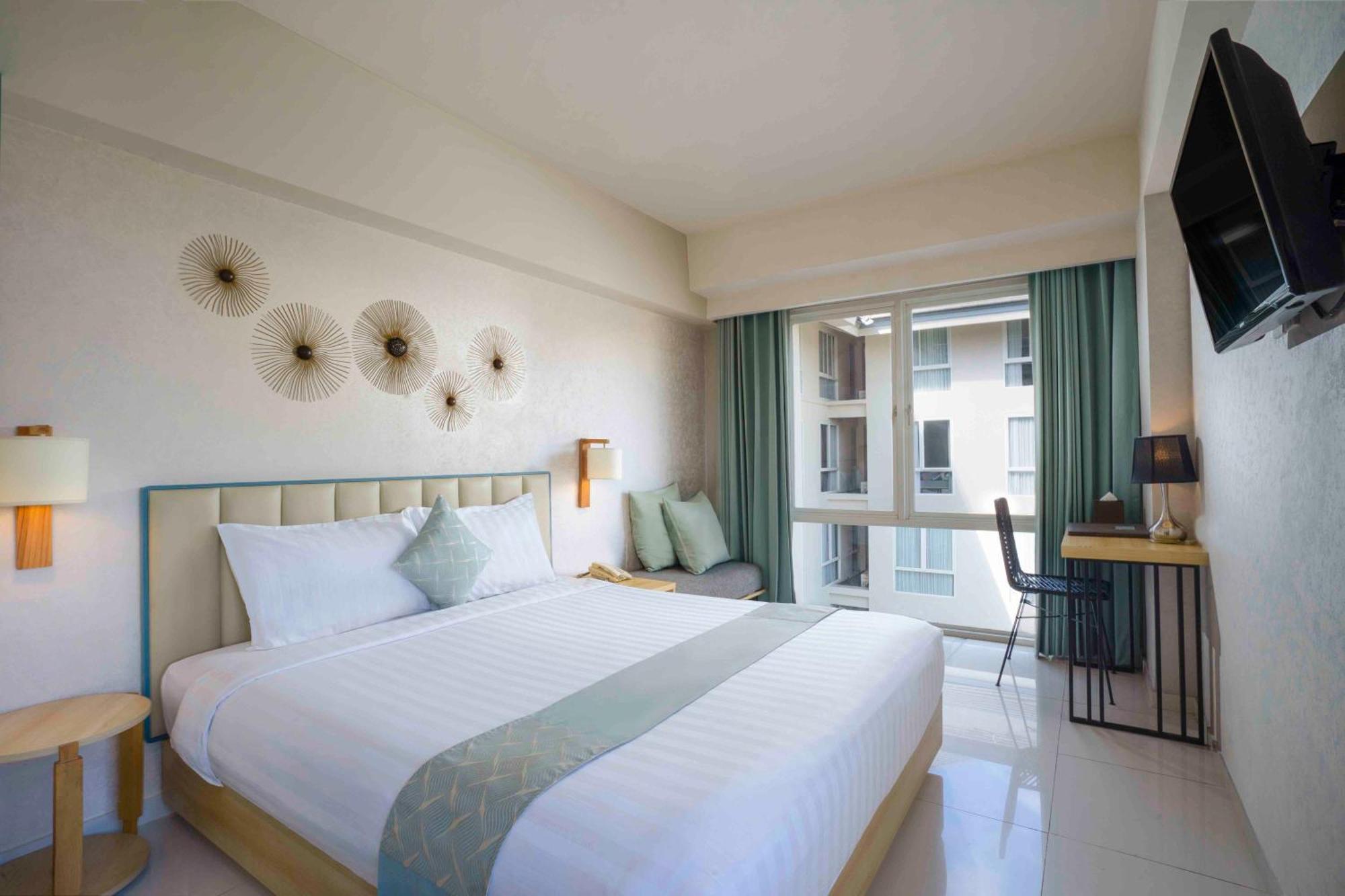 Hotel Solaris Kuta 3*