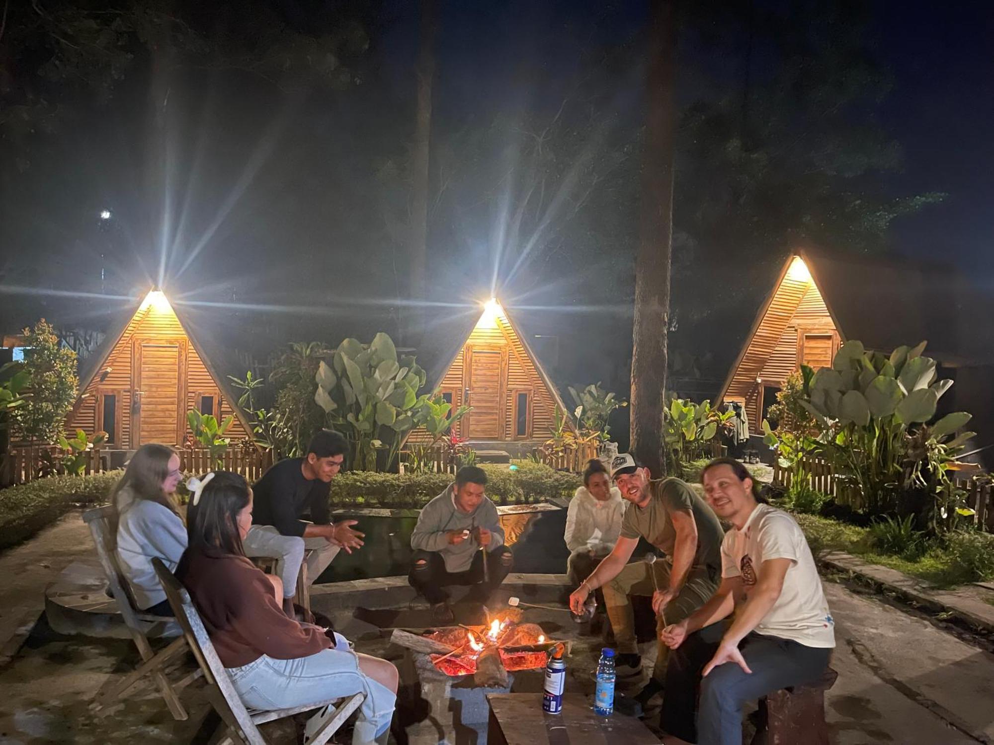 Homestay Triangle House And Private Hot Spring