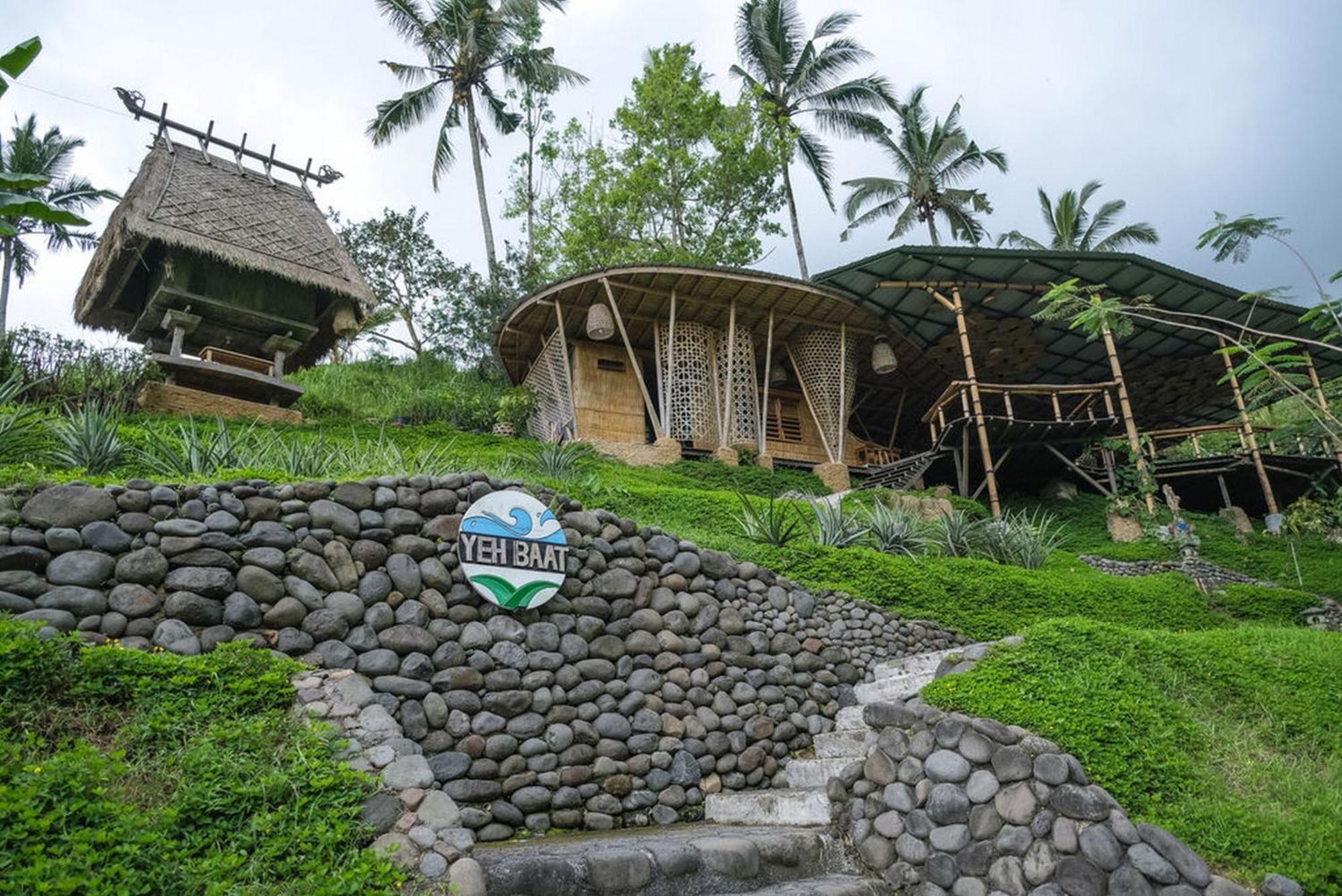 Villa Keuma & Resto By The Lavana