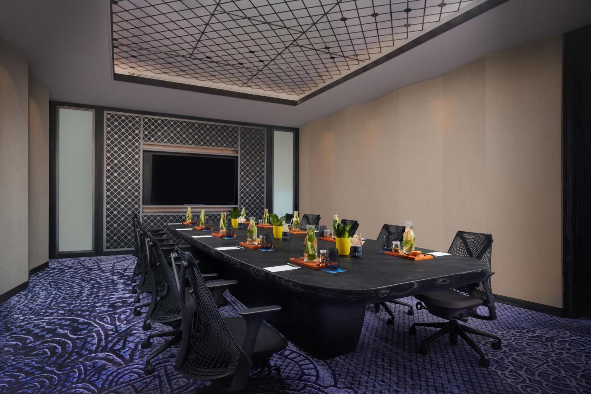Renaissance Bali Hotel 5*