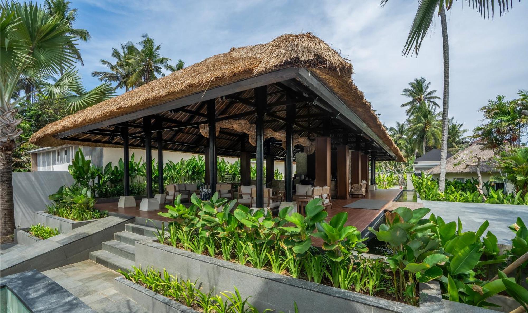 Nirwana & Candi Dasa (Bali)