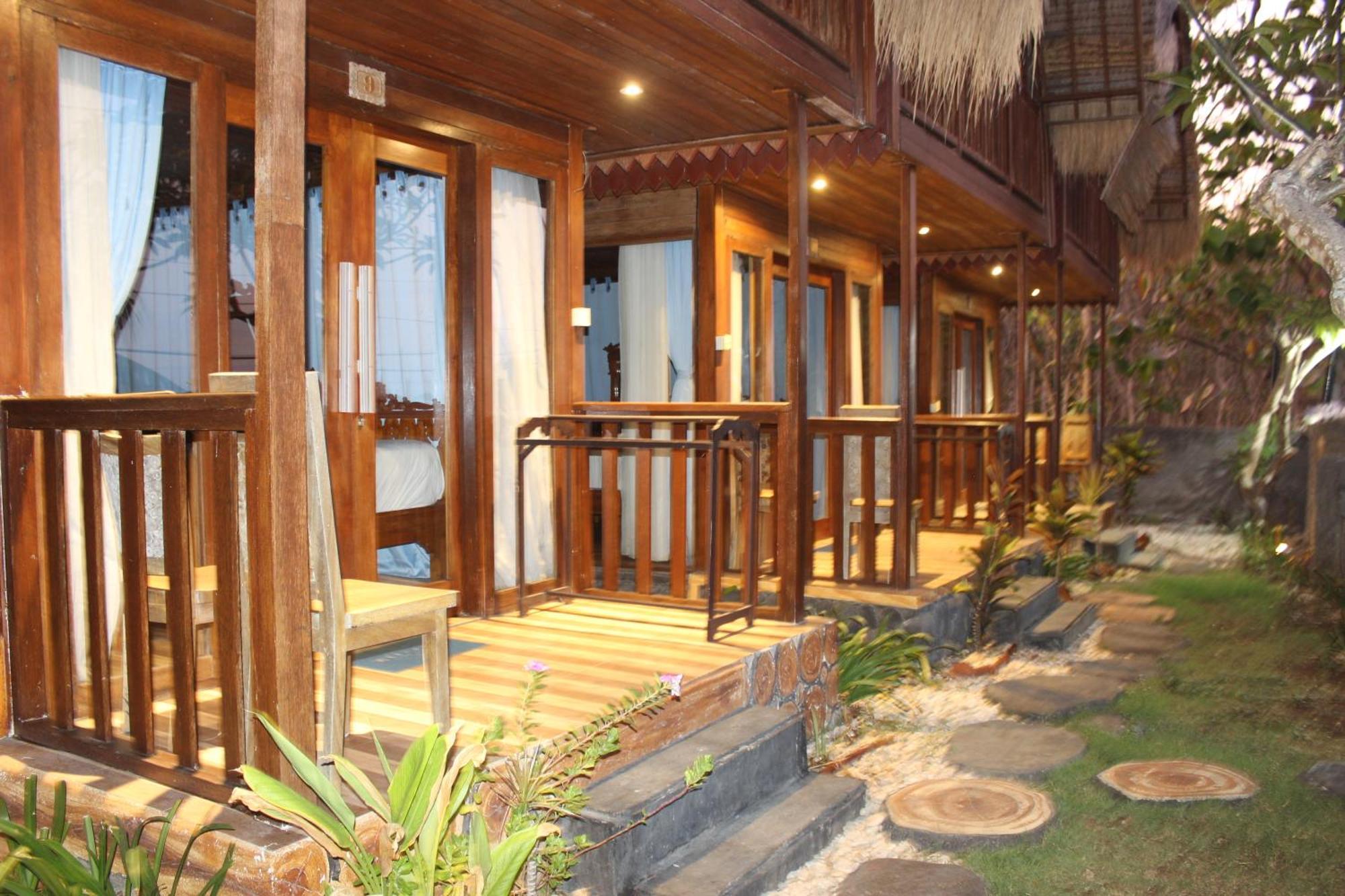 Boga Segara And Resto Holiday park 3*