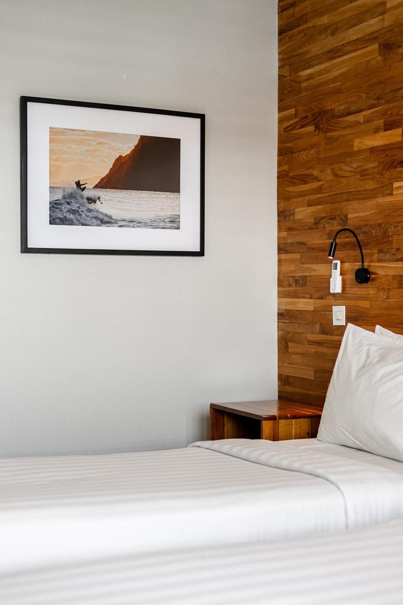 Surf Hotel 4*