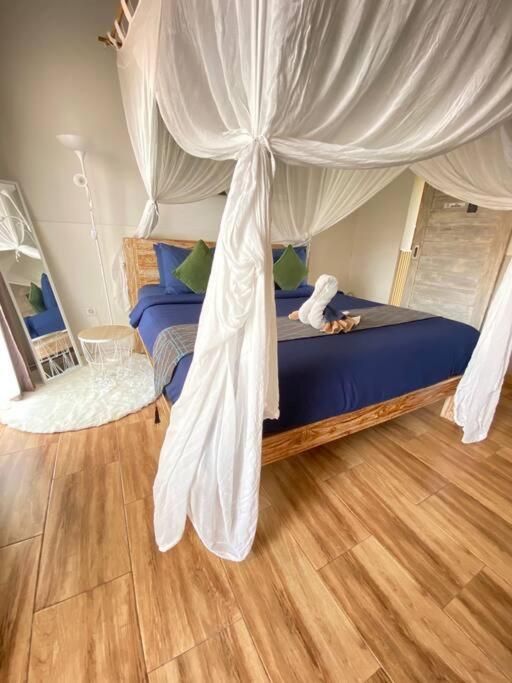 Kubu Guest house *