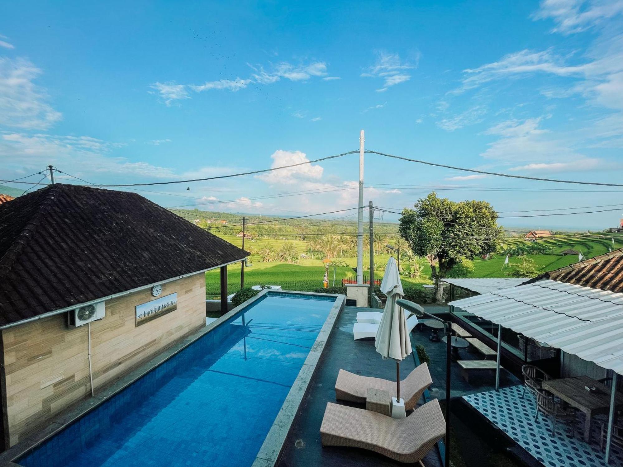 Bed & Breakfast Bhuana Agung And Restaurant