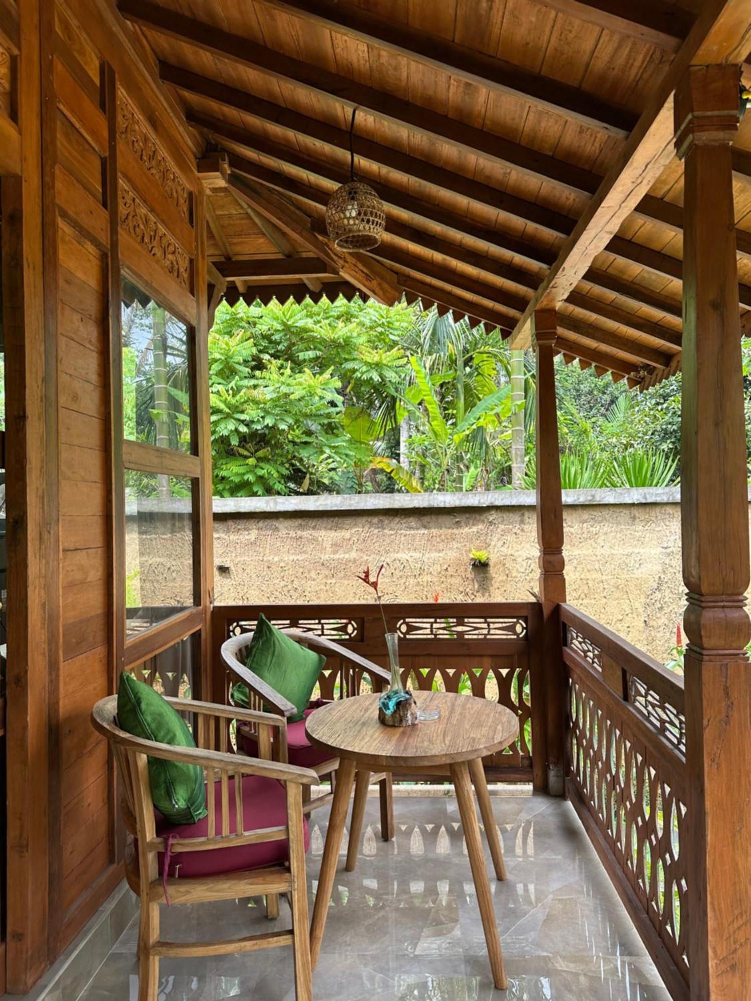 Toya Sutra Tegallalang (Bali)