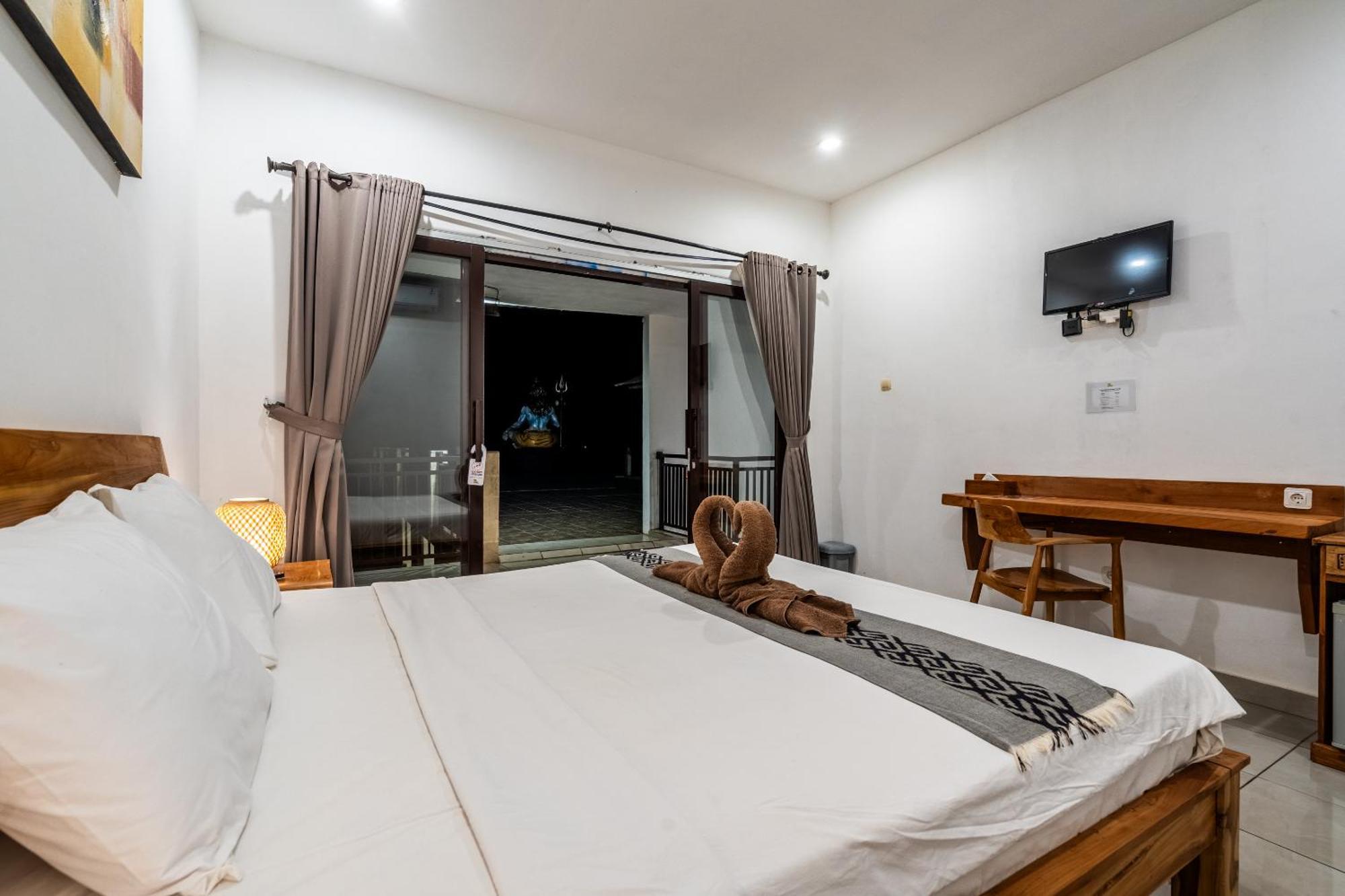 Balian Paradise Hotel 3*