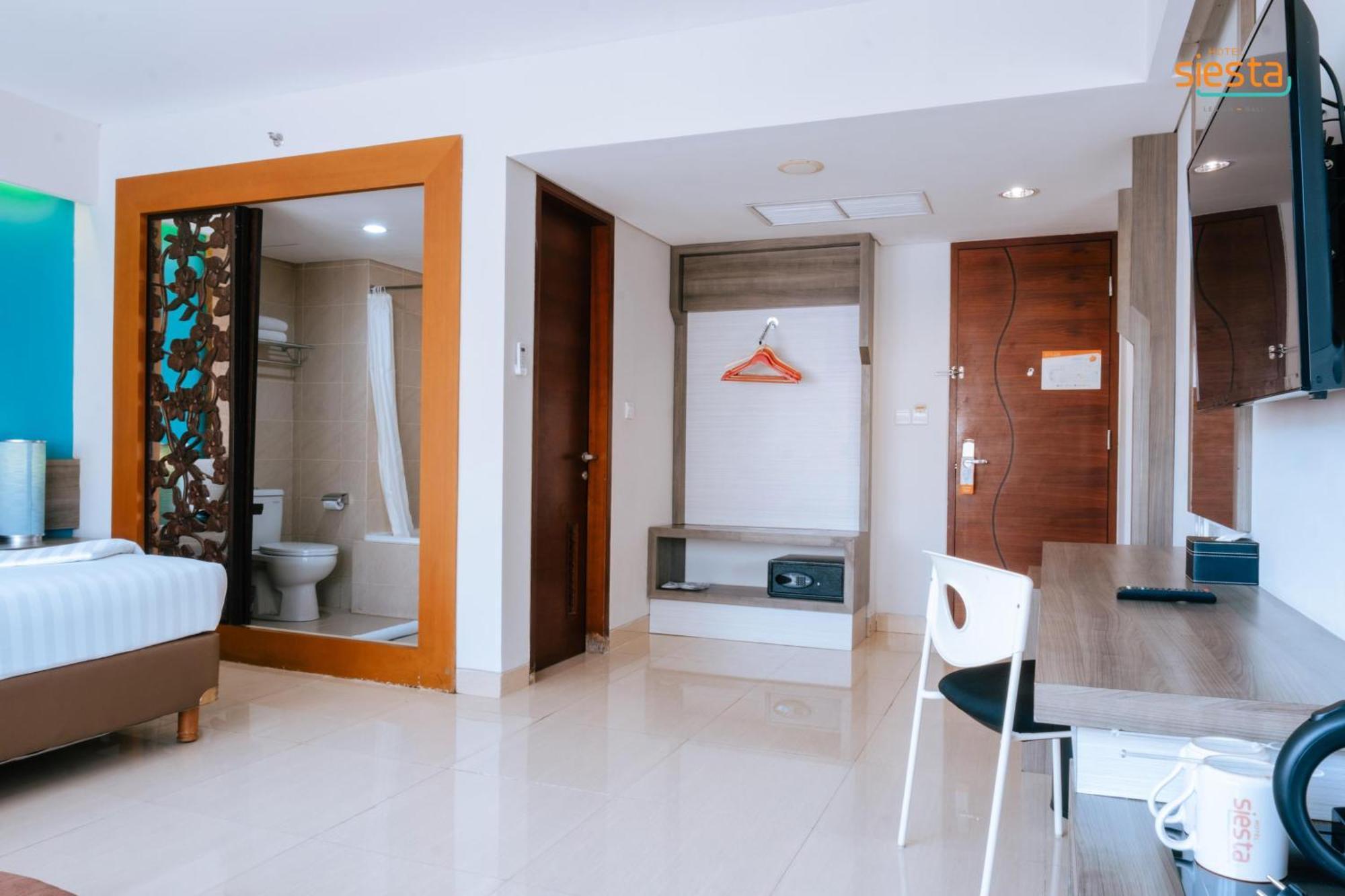 Hotel Siesta 3*