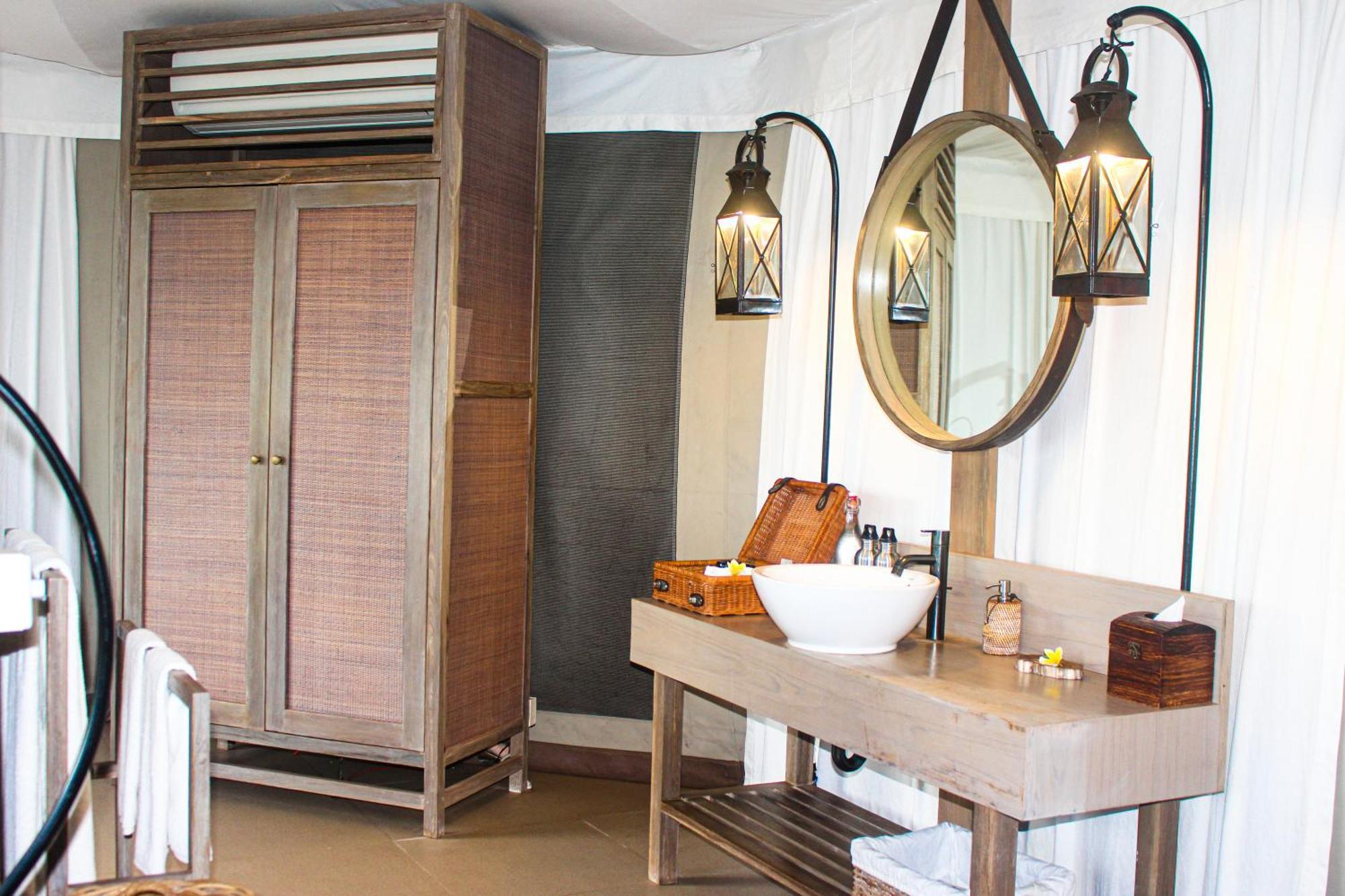 Luxury tent Menjangan Dynasty 5*
