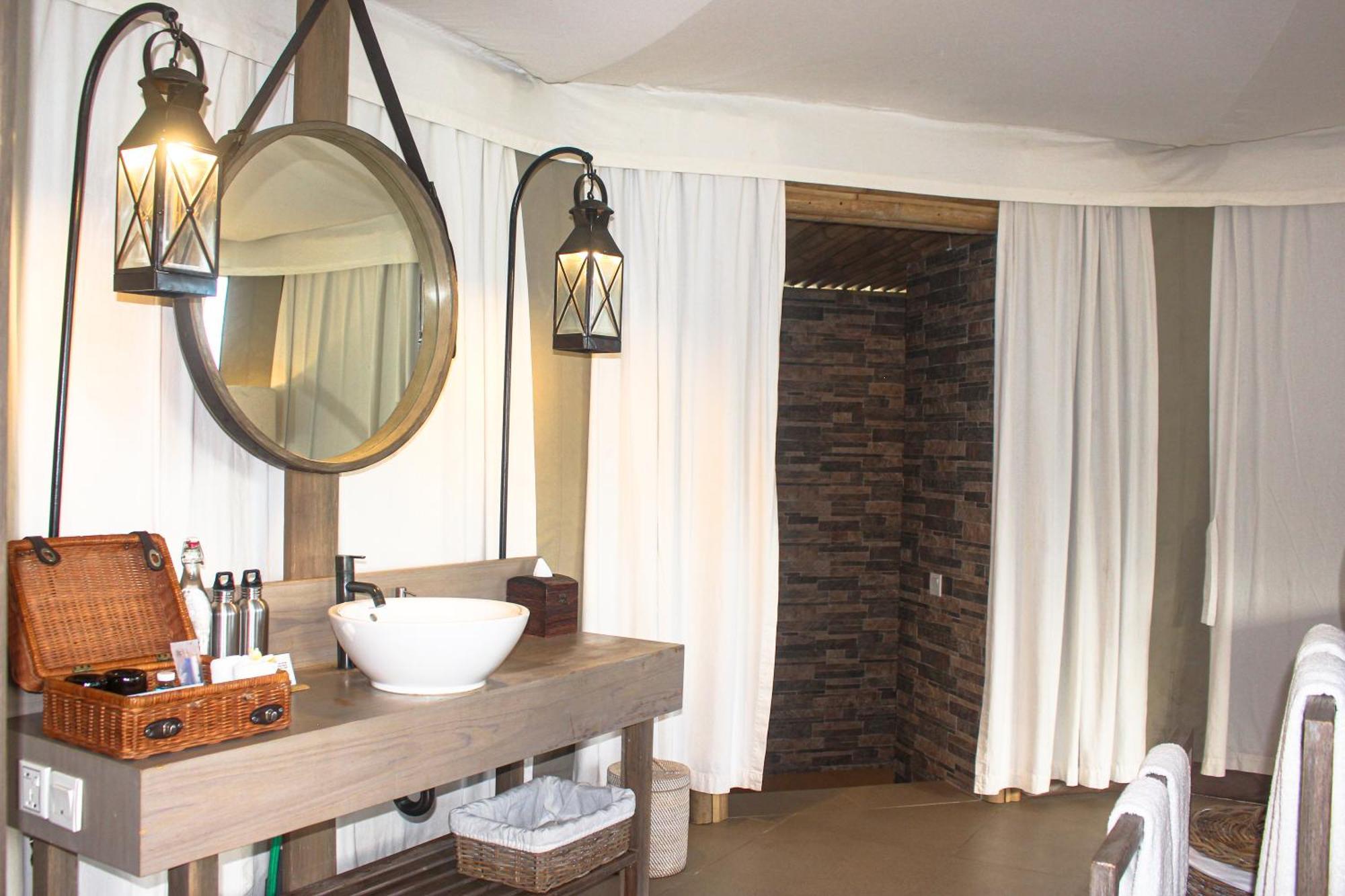 Menjangan Dynasty Luxury tent