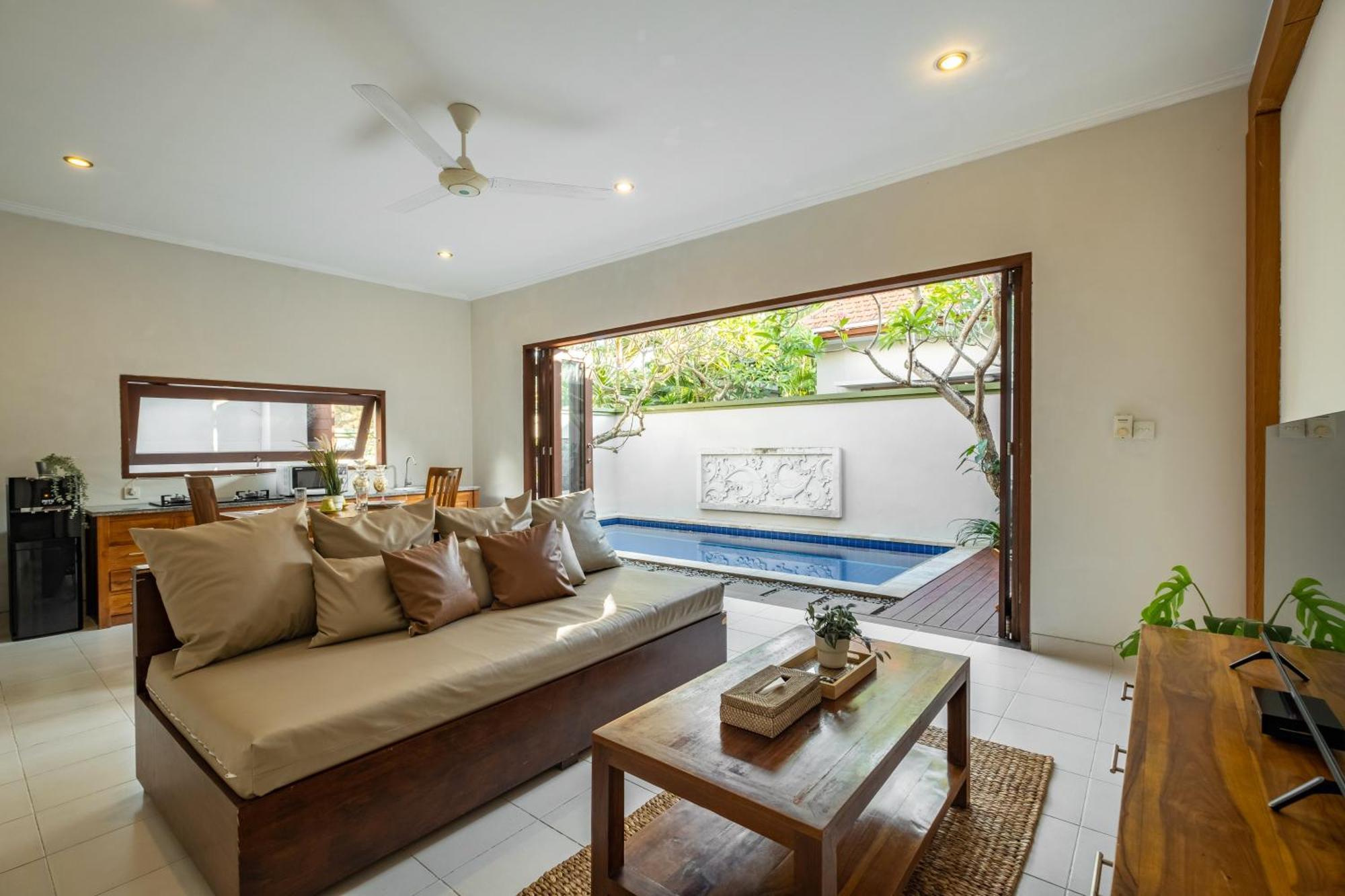 Villa Kisaraa Kerobokan (Bali)