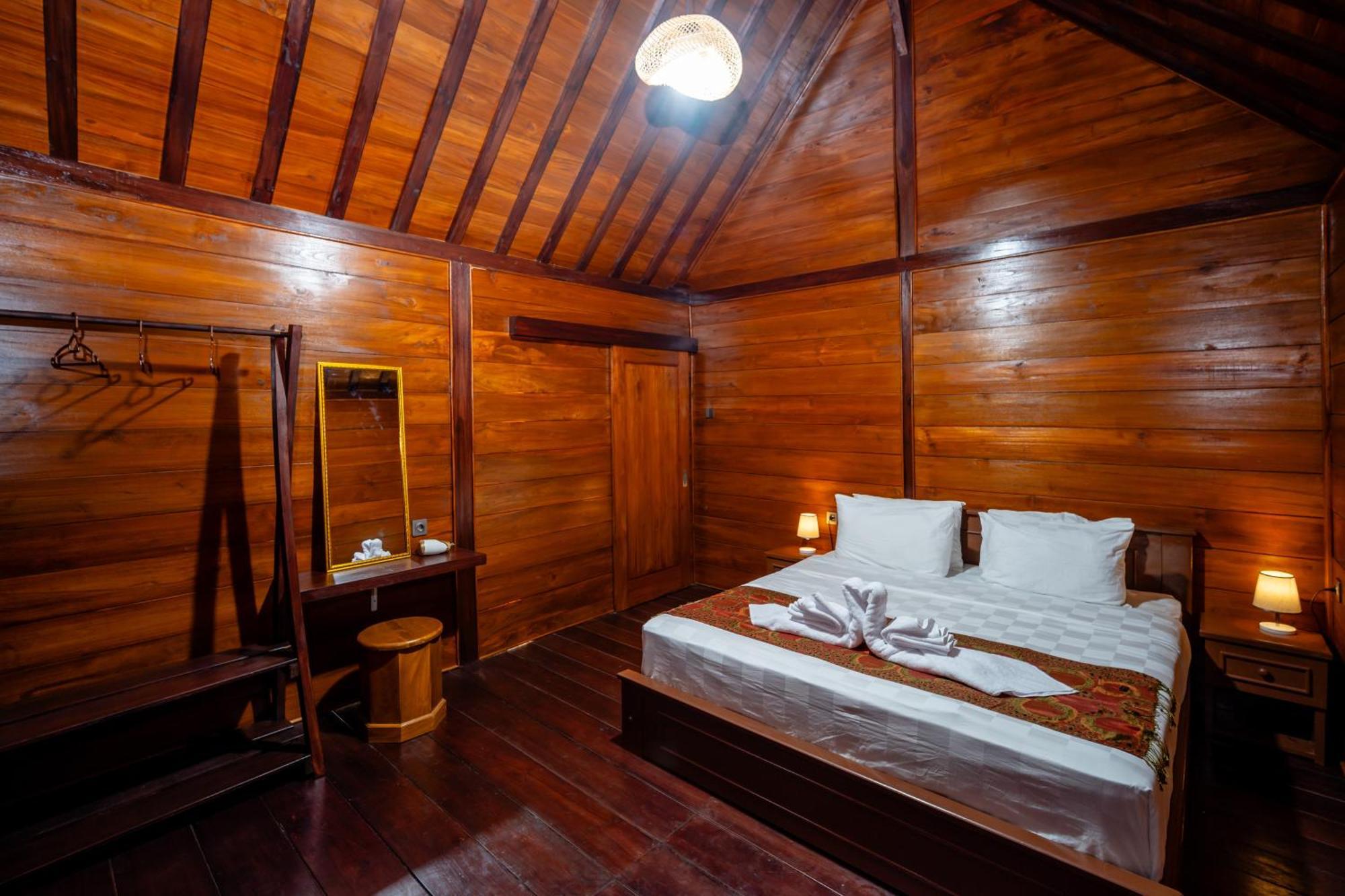 Hotel Devana 3*