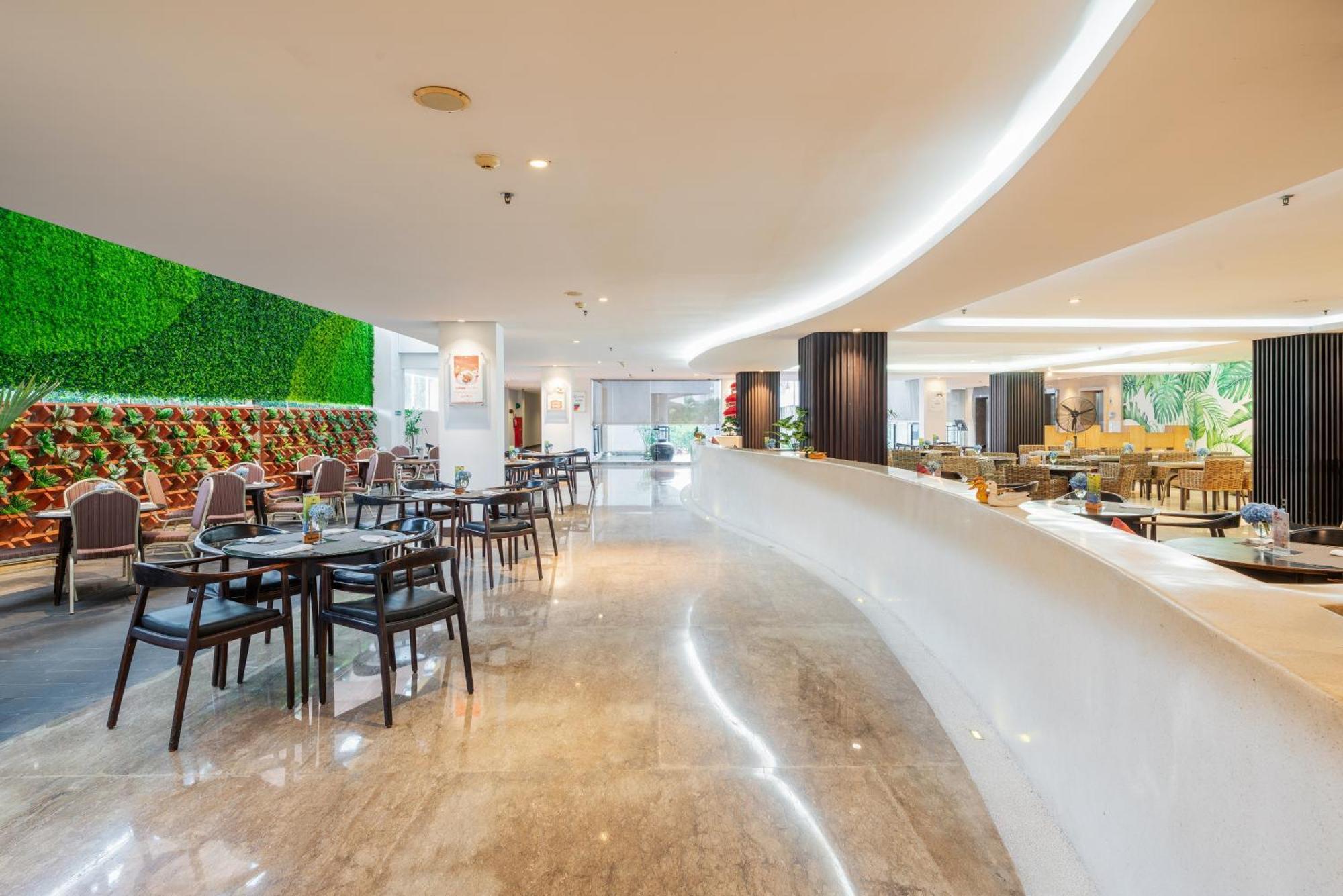 Hotel B Bali & 4*