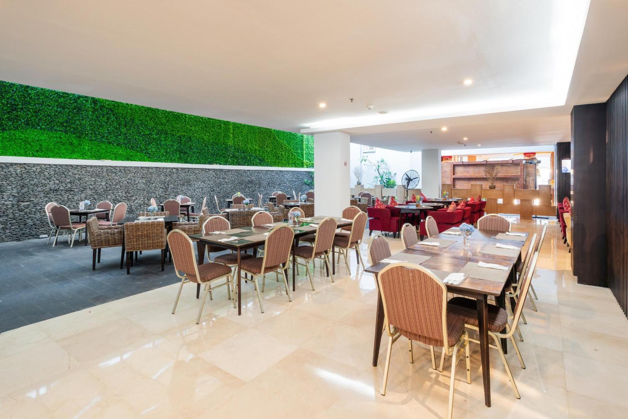 Hotel B Bali & Denpasar (Bali)