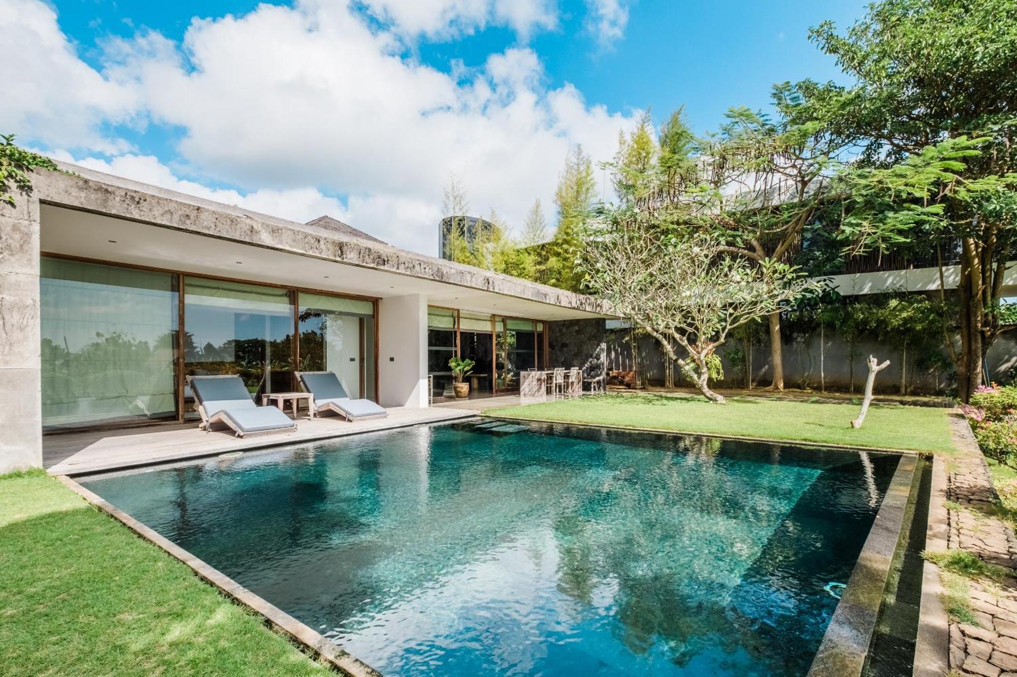 Villa Beachfront Nakar Two