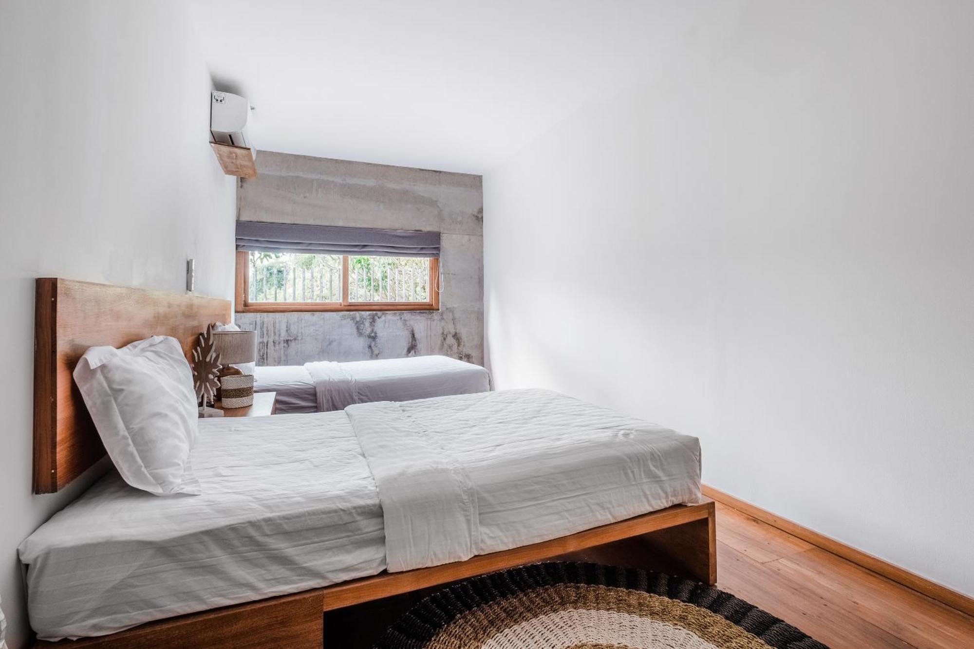Beachfront Nakar Two Villa *