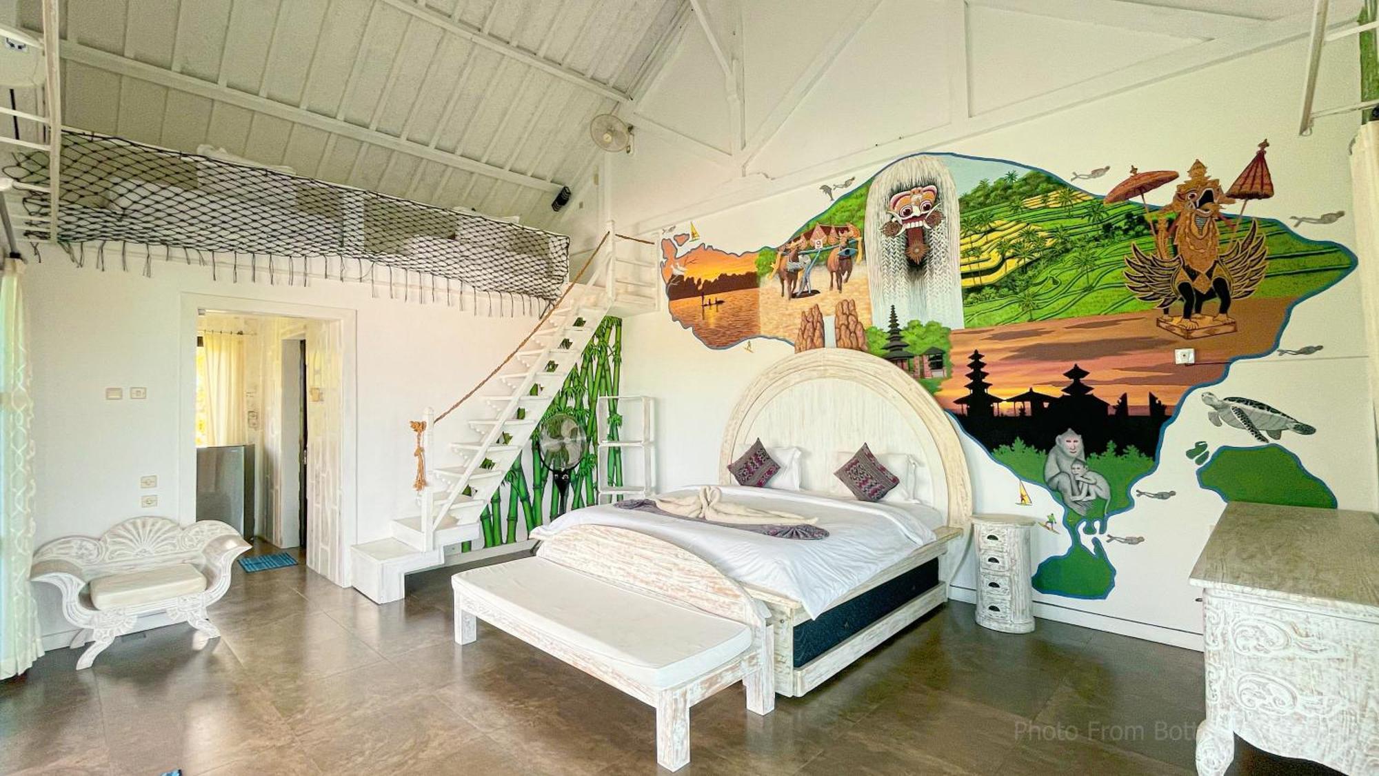Bottelmania 4* Lovina (Bali)