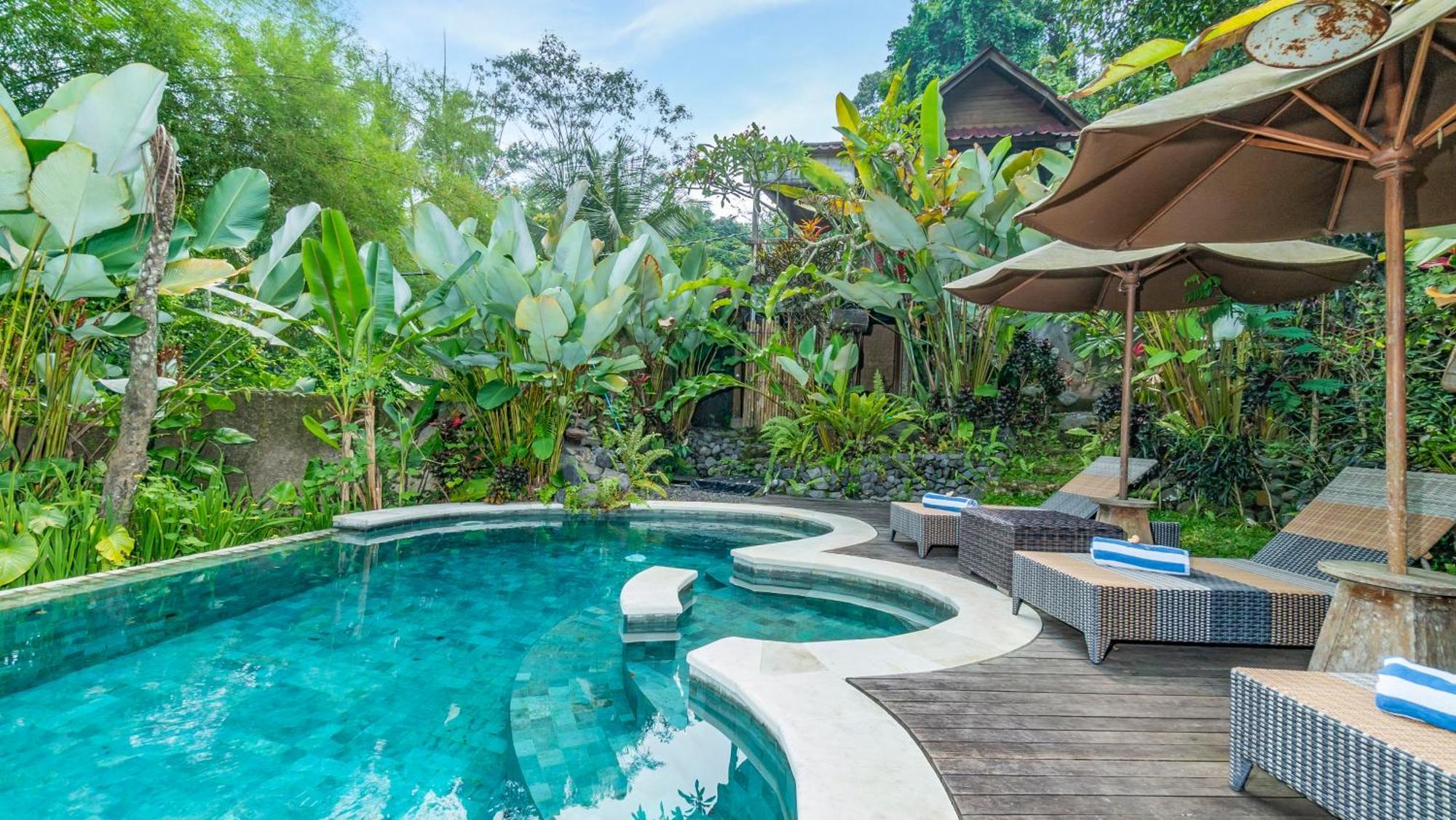 Lodge Umah Tis Sebatu *