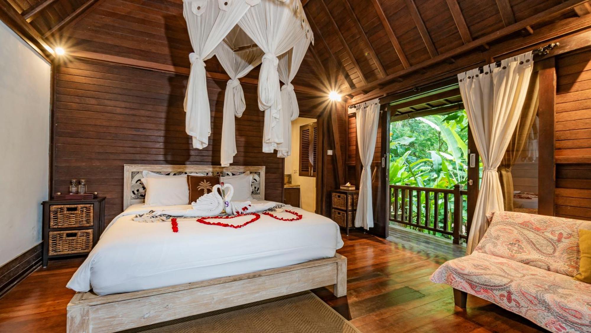 Lodge Umah Tis Sebatu *