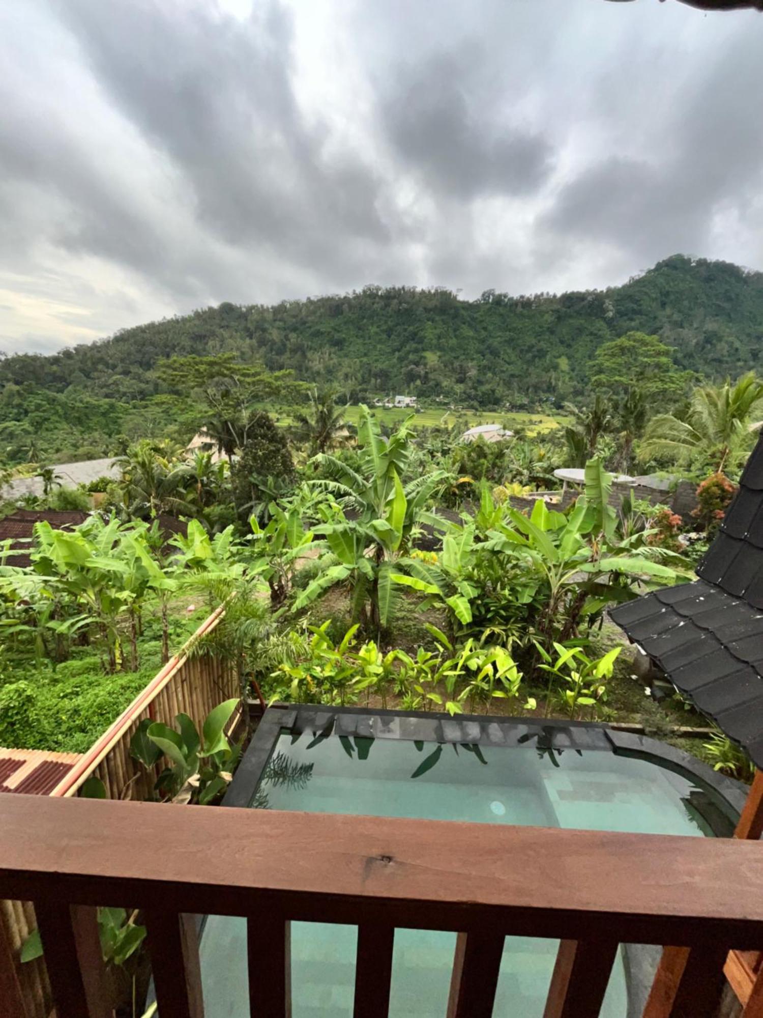 Lodge Lumbung Kembar