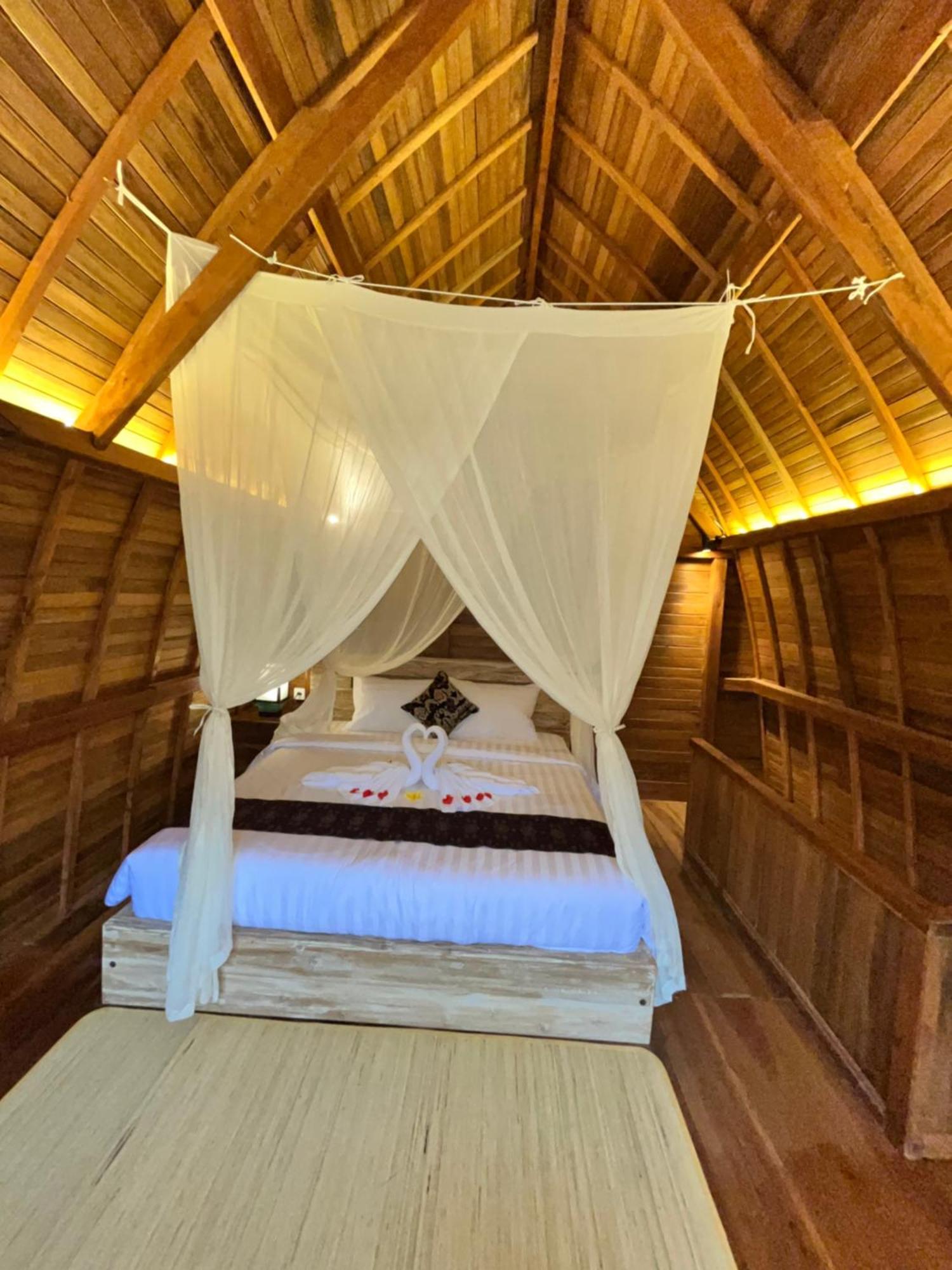 Lumbung Kembar Lodge *