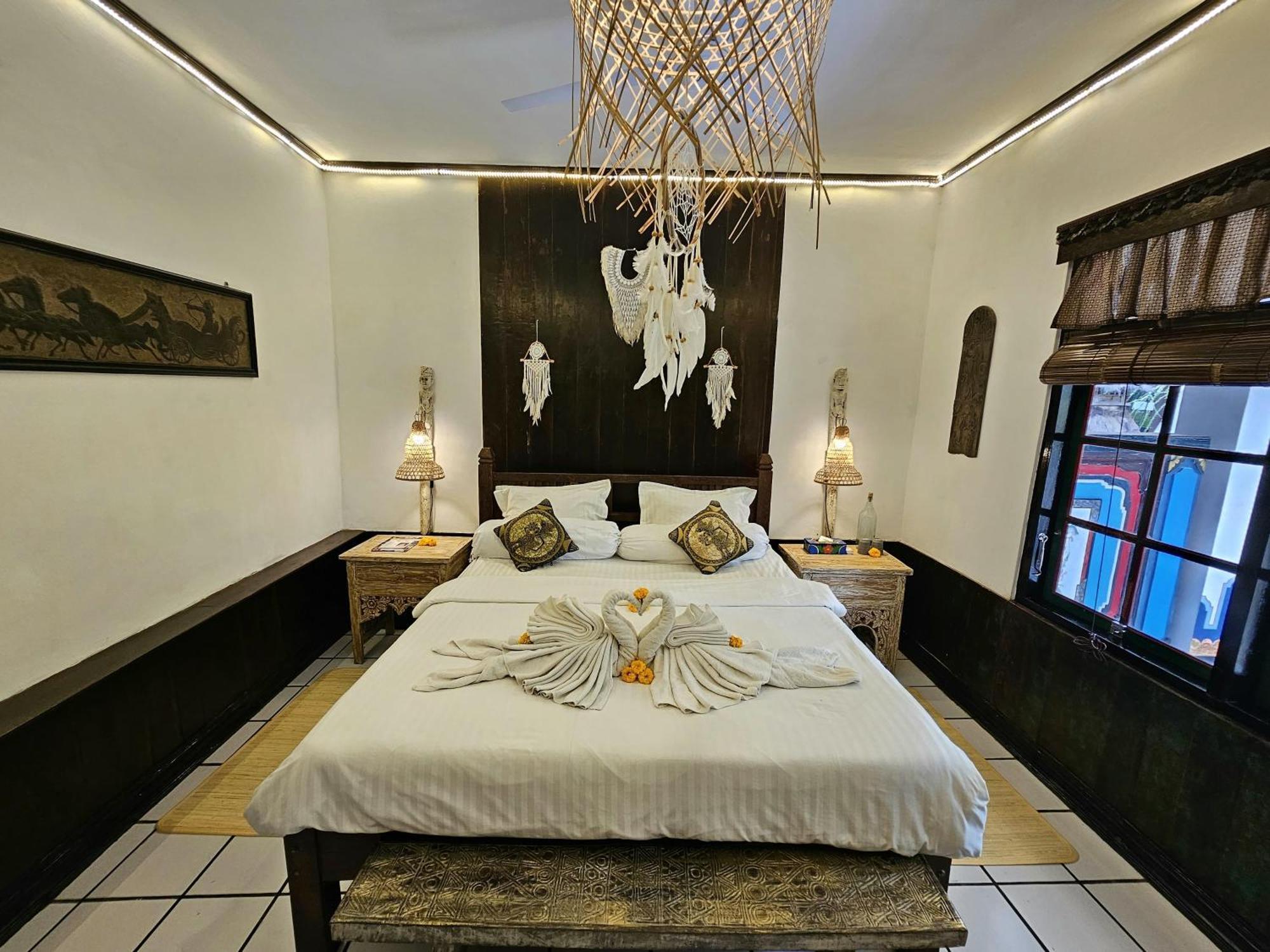 Binaria Museum Hotel 2*