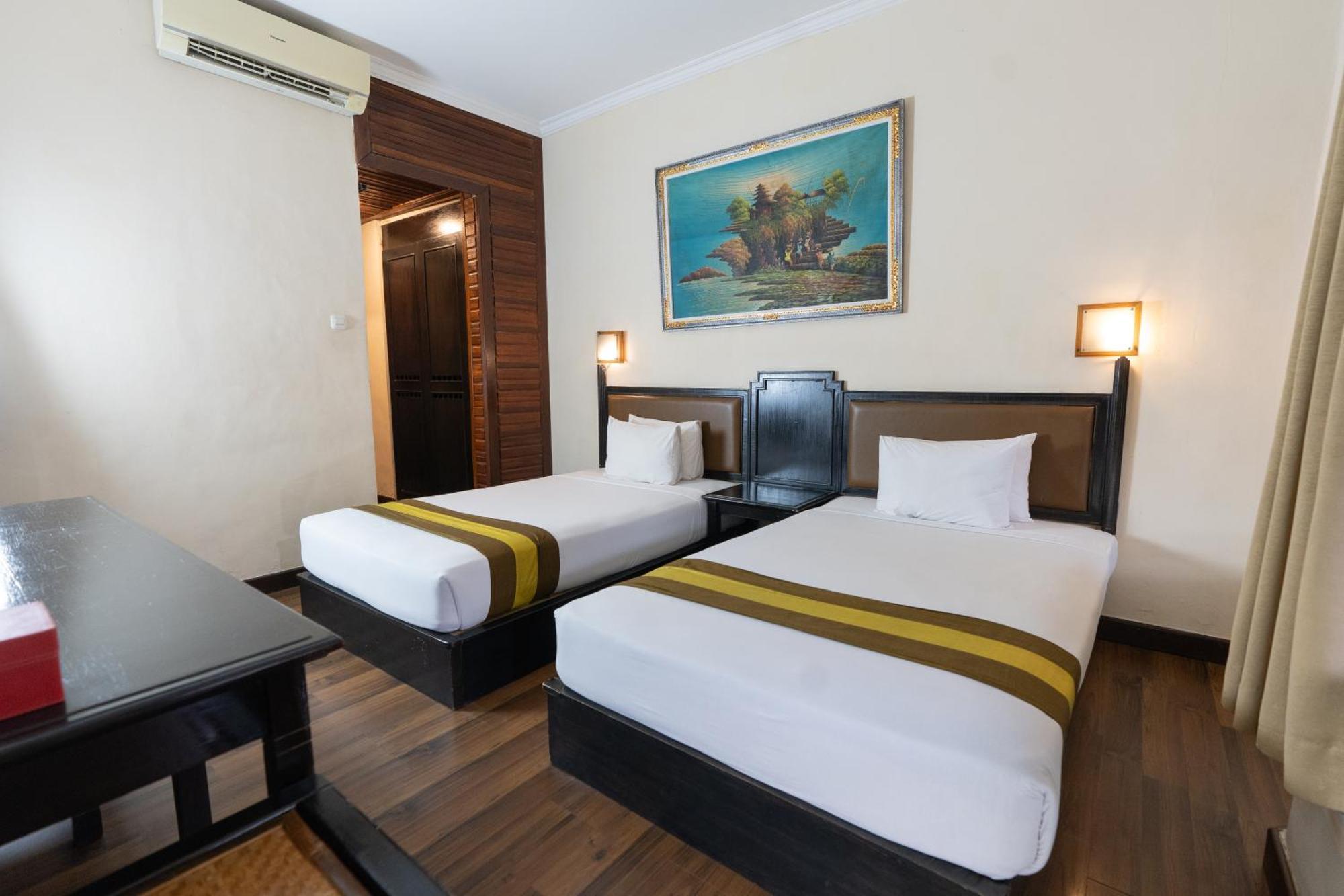 The Flora Kuta Bali 3*